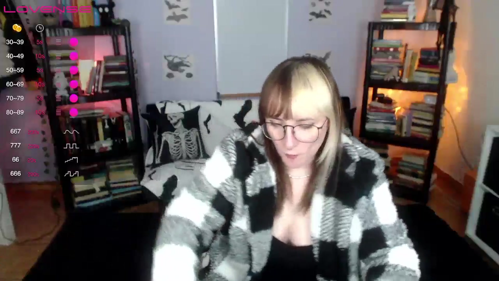 Gallery image thumbnail from AxeHallow's myfreecams stream on, 08/02/2024, 14:26 image 2 of 20