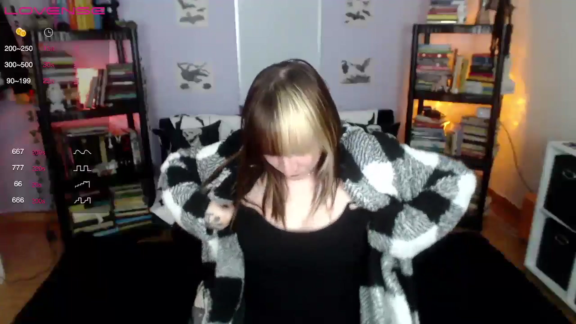 Gallery image thumbnail from AxeHallow's myfreecams stream on, 08/02/2024, 14:32 image 16 of 20