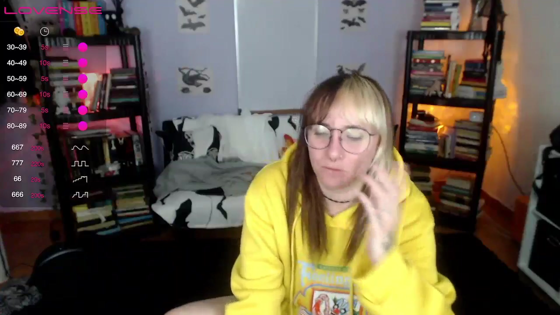 Gallery image thumbnail from AxeHallow's myfreecams stream on, 08/06/2024, 15:44 image 4 of 20