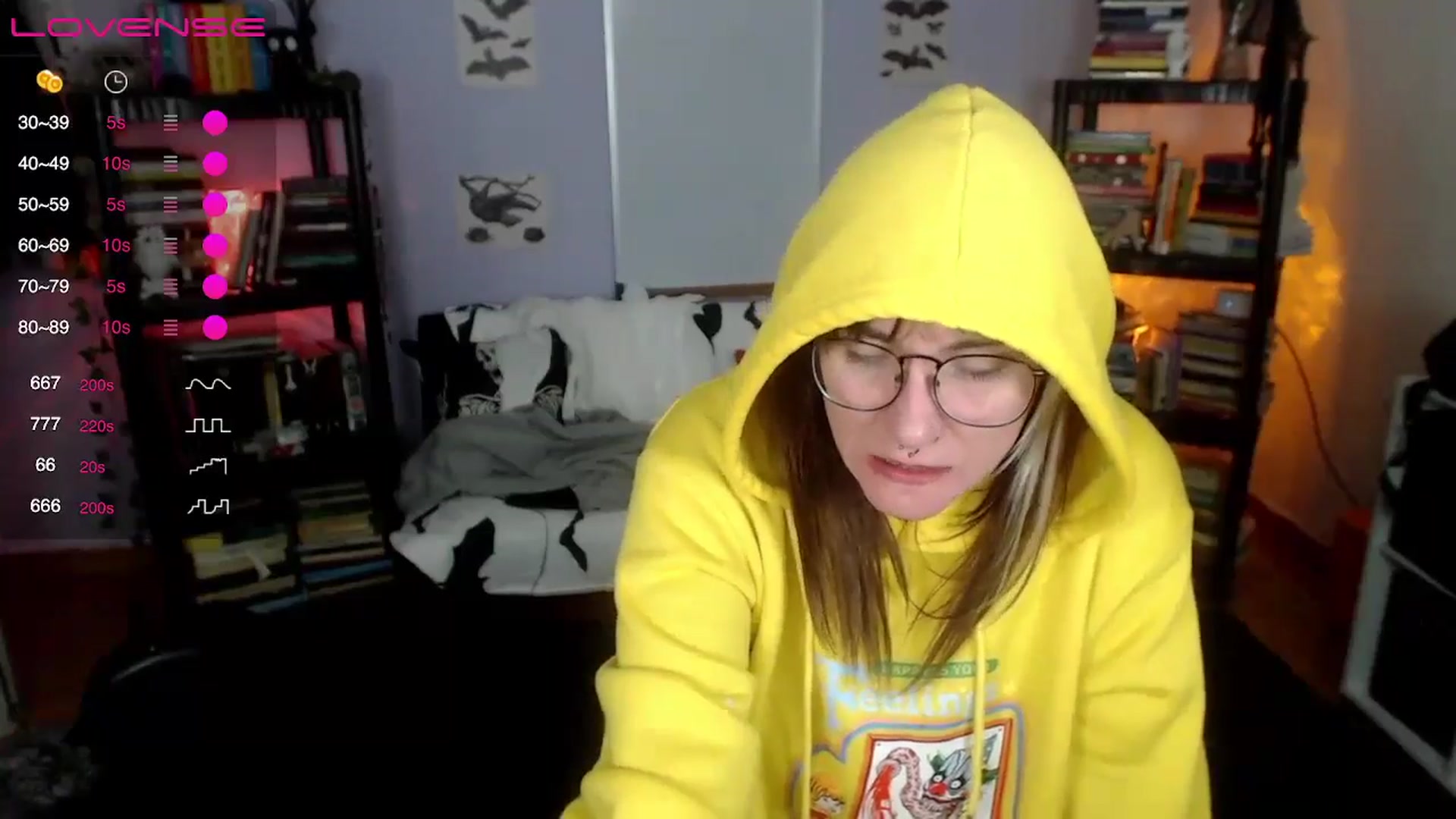 Gallery image thumbnail from AxeHallow's myfreecams stream on, 08/06/2024, 15:44 image 14 of 20