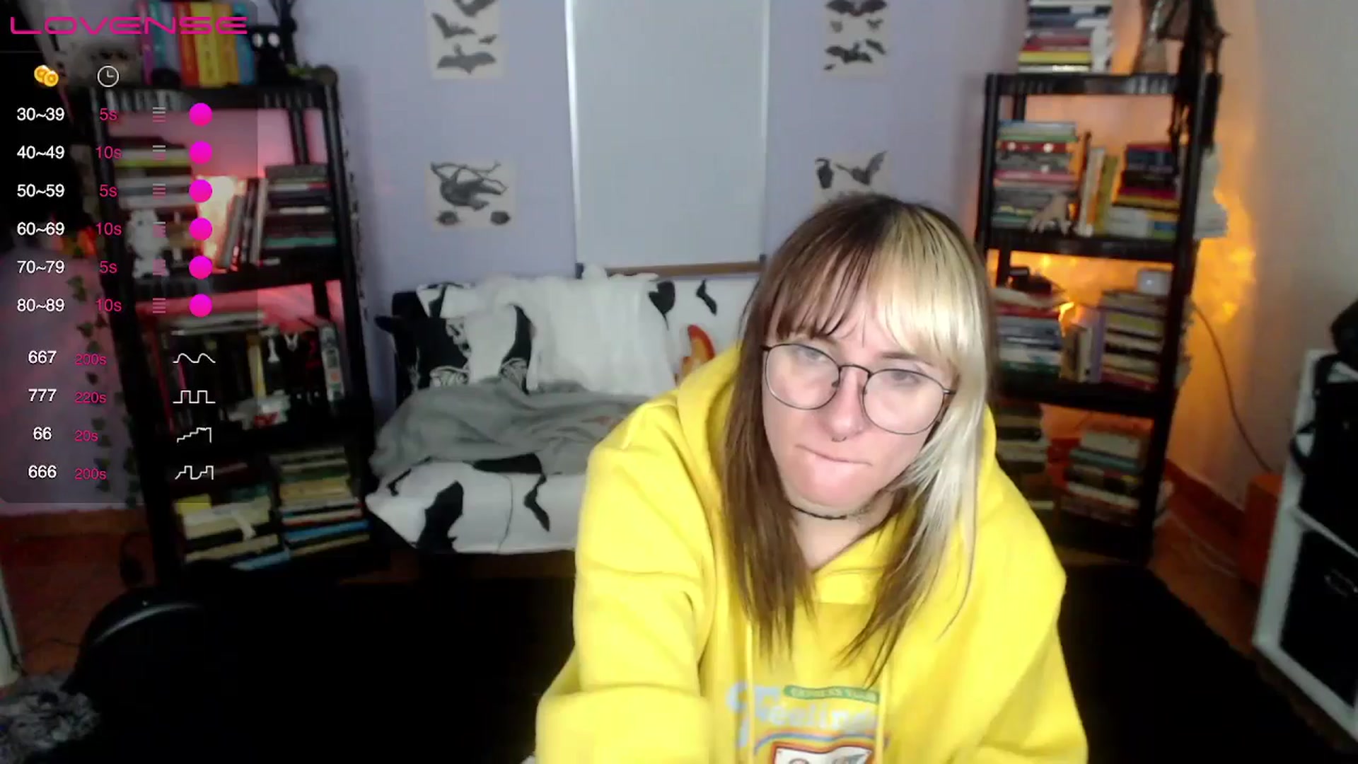 Gallery image thumbnail from AxeHallow's myfreecams stream on, 08/06/2024, 15:44 image 11 of 20