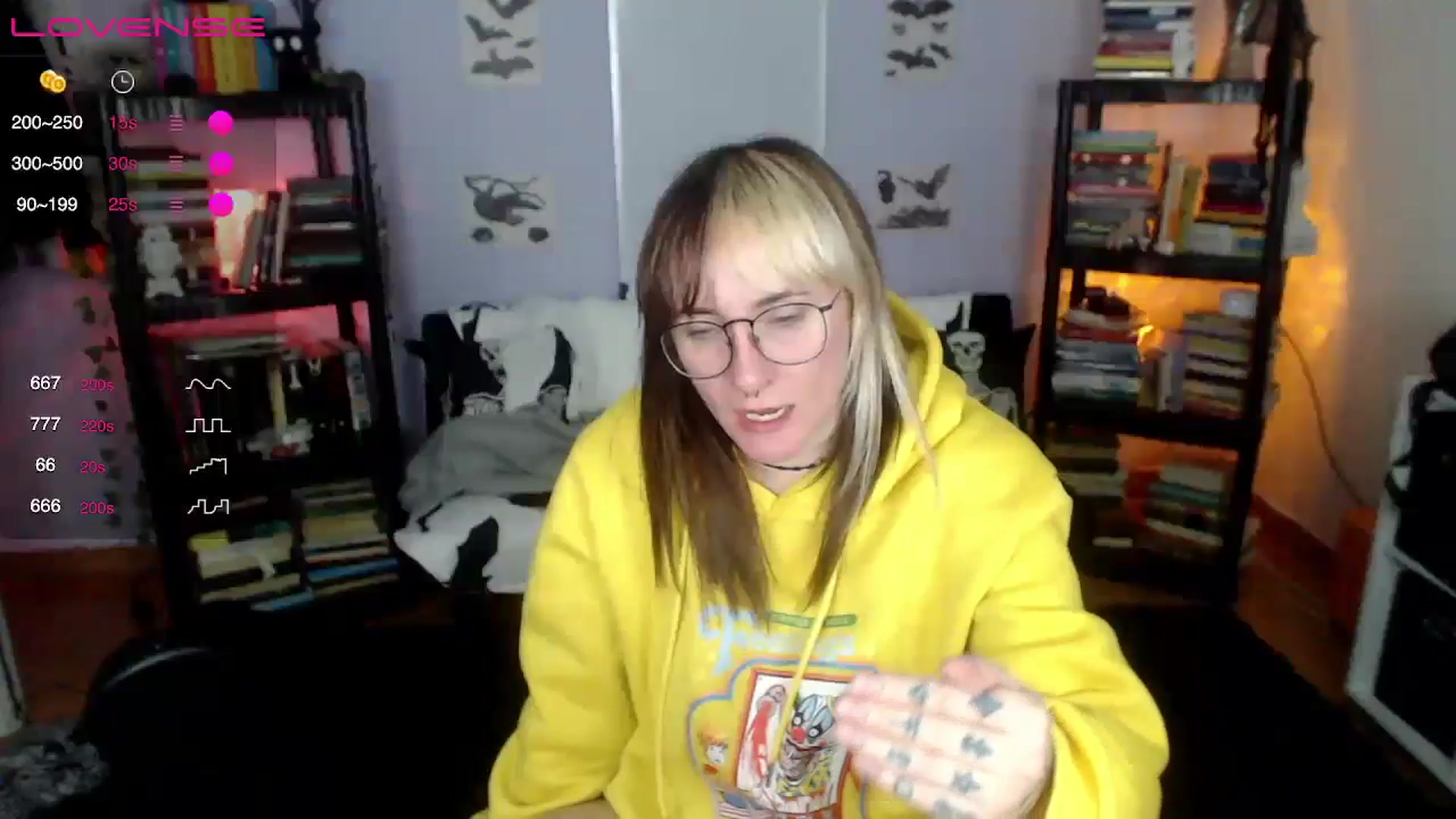 Gallery image thumbnail from AxeHallow's myfreecams stream on, 08/06/2024, 15:44 image 2 of 20