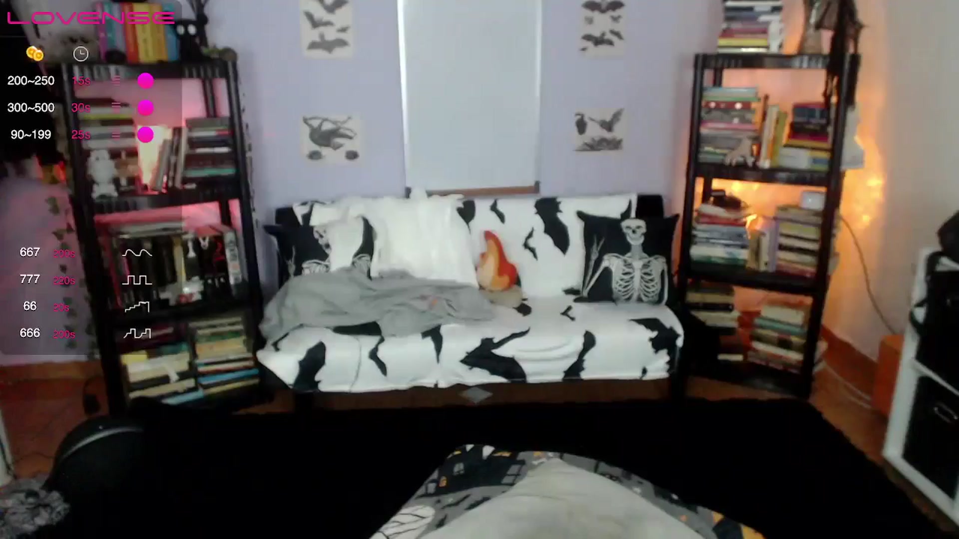 Gallery image thumbnail from AxeHallow's myfreecams stream on, 08/06/2024, 15:44 image 15 of 20