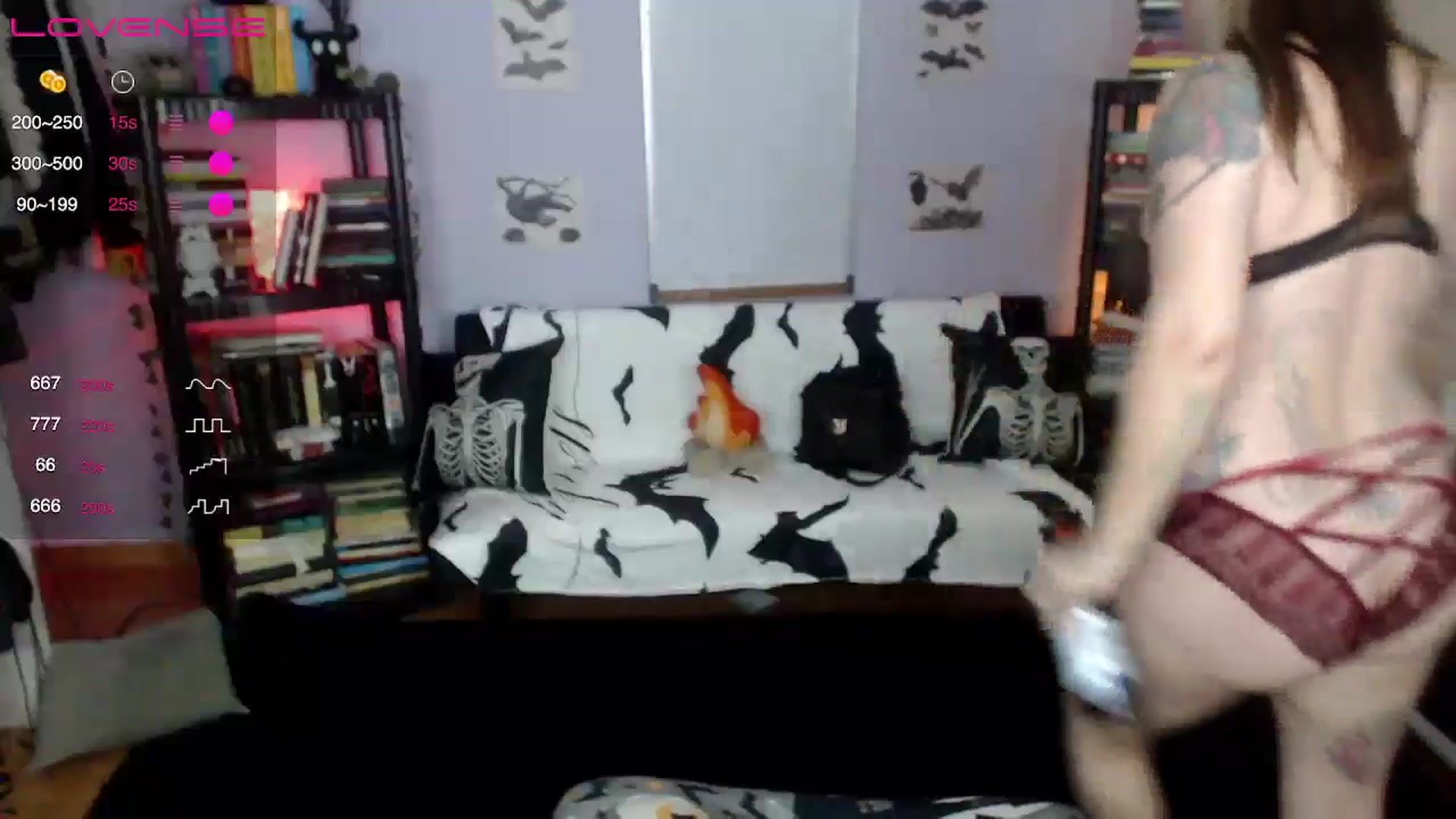 Gallery image thumbnail from AxeHallow's myfreecams stream on, 08/10/2024, 07:05 image 9 of 20