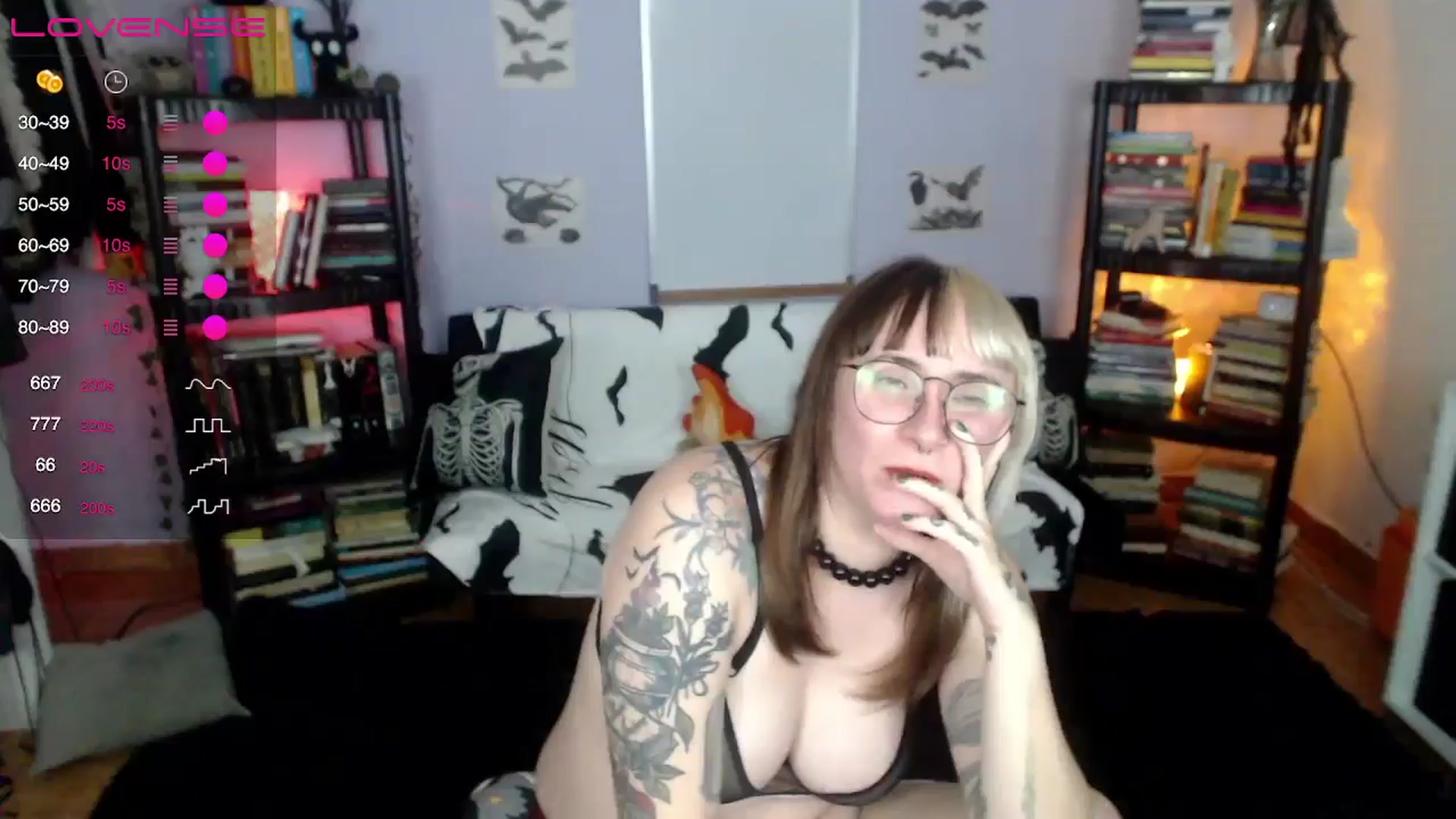 Gallery image thumbnail from AxeHallow's myfreecams stream on, 08/10/2024, 07:05 image 20 of 20