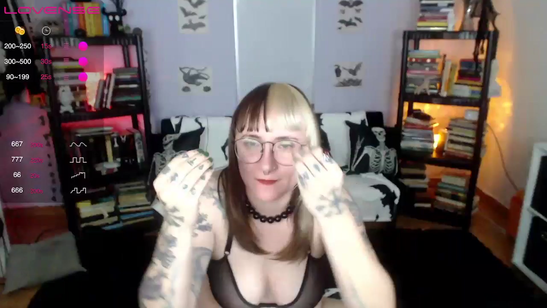 Gallery image thumbnail from AxeHallow's myfreecams stream on, 08/10/2024, 10:35 image 12 of 20