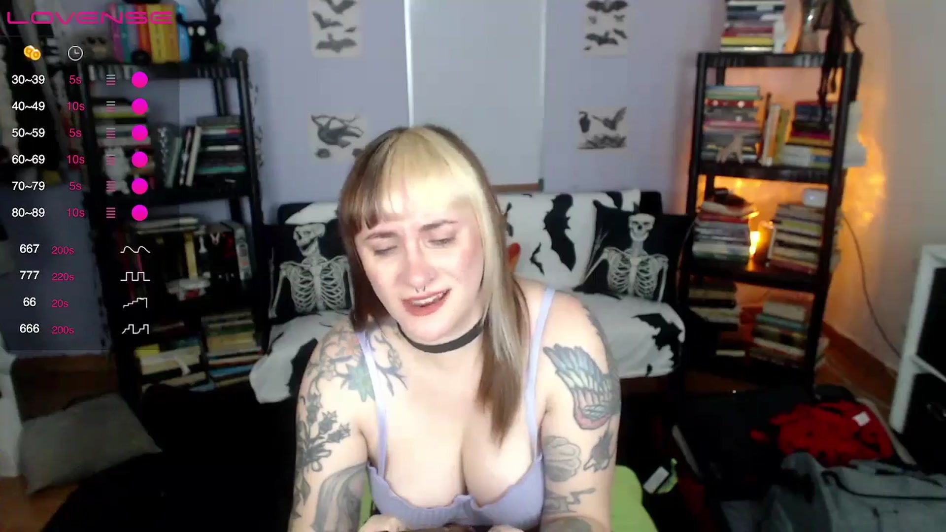 Gallery image thumbnail from AxeHallow's myfreecams stream on, 08/16/2024, 02:10 image 13 of 20