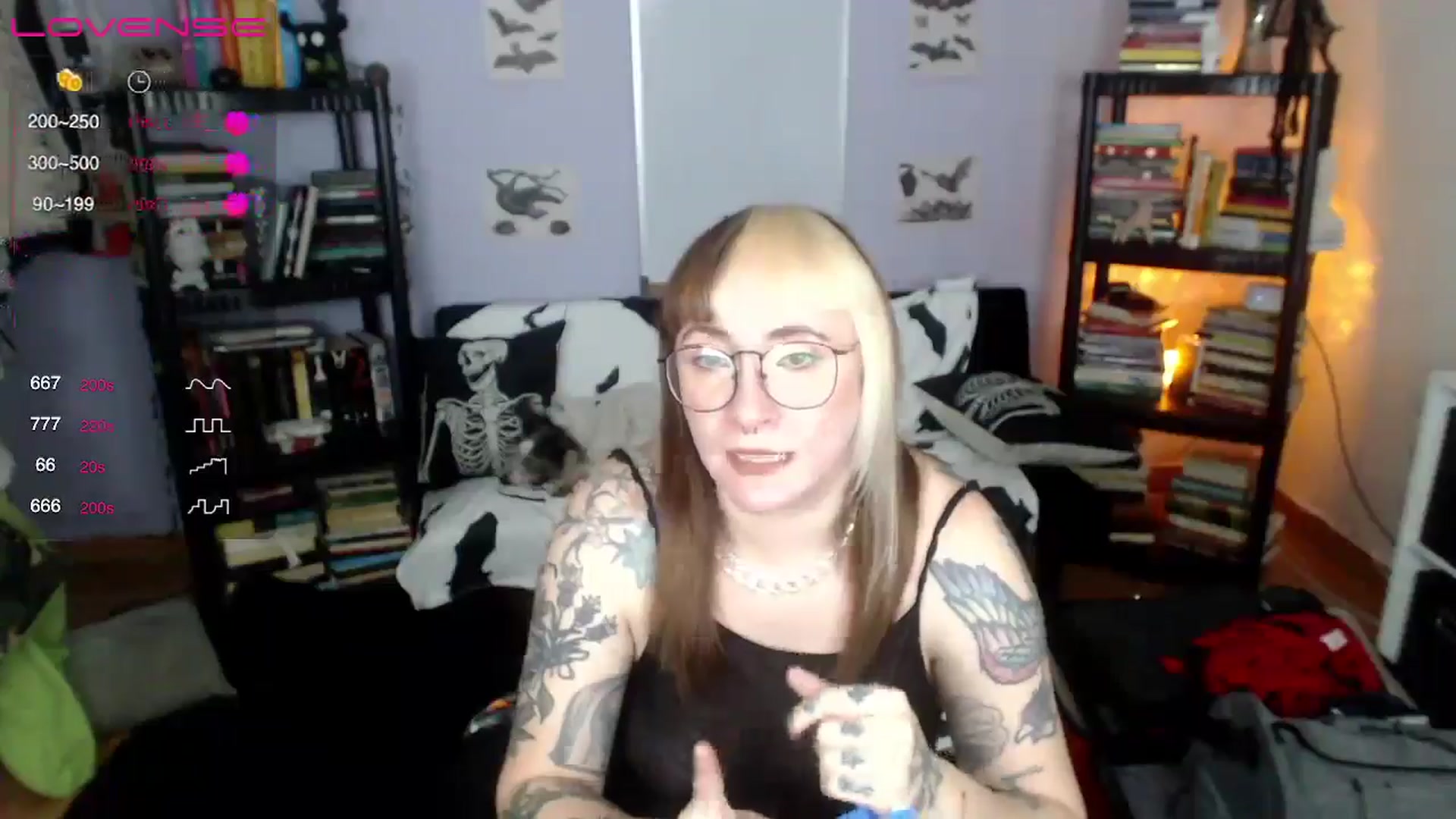 Gallery image thumbnail from AxeHallow's myfreecams stream on, 08/18/2024, 04:17 image 7 of 20