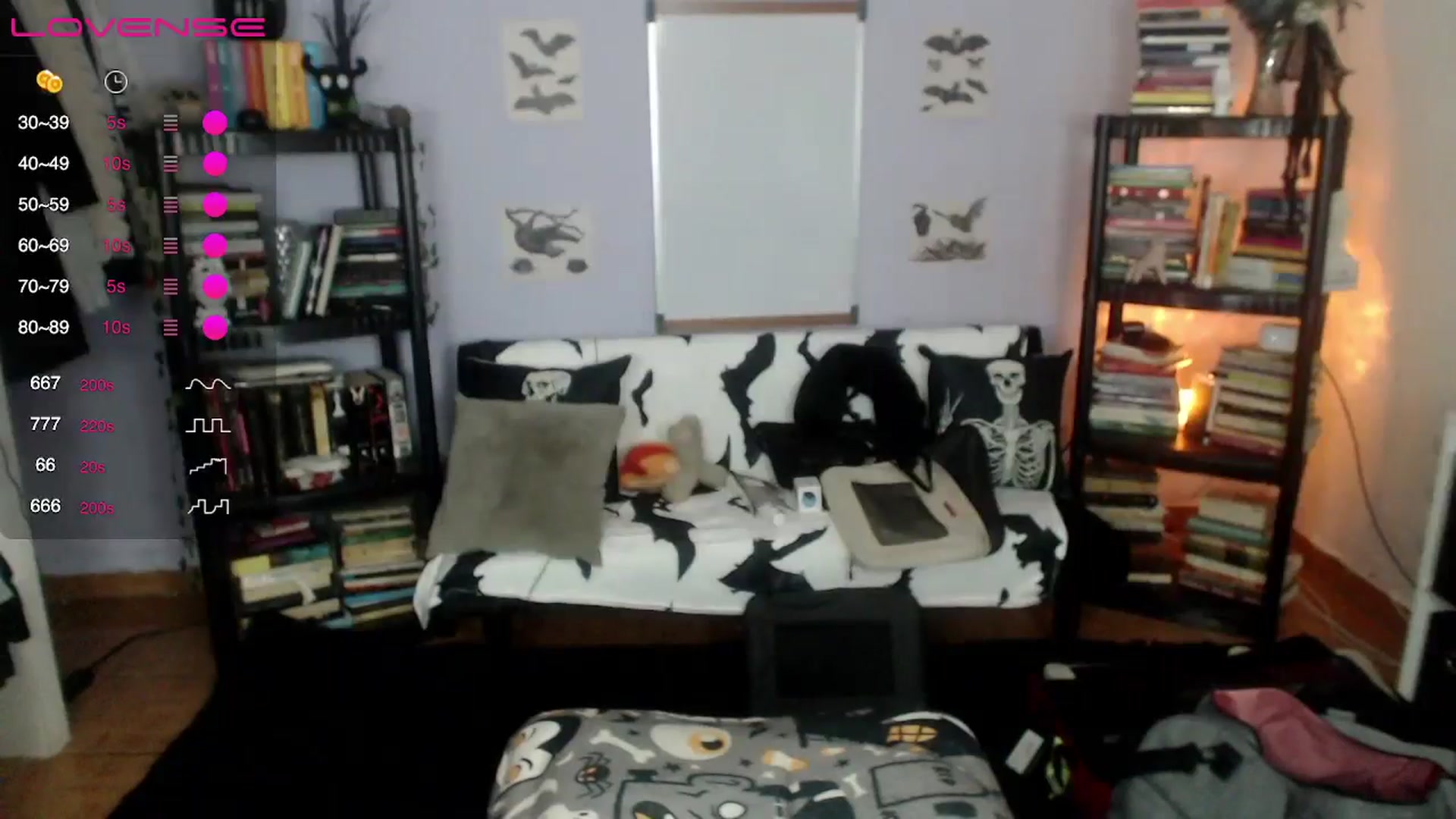 Gallery image thumbnail from AxeHallow's myfreecams stream on, 08/25/2024, 08:09 image 17 of 20