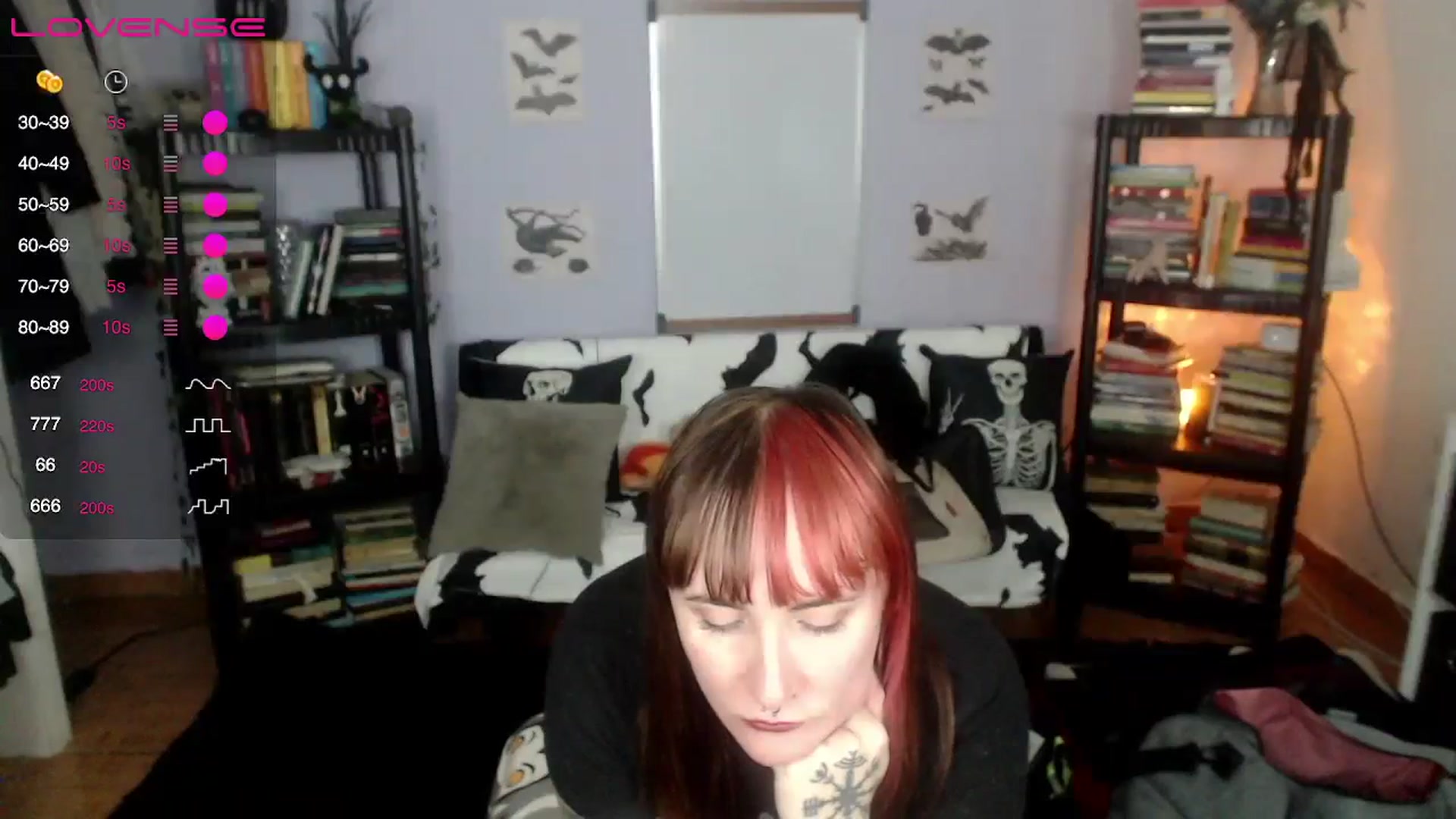 Gallery image thumbnail from AxeHallow's myfreecams stream on, 08/25/2024, 08:46 image 10 of 20