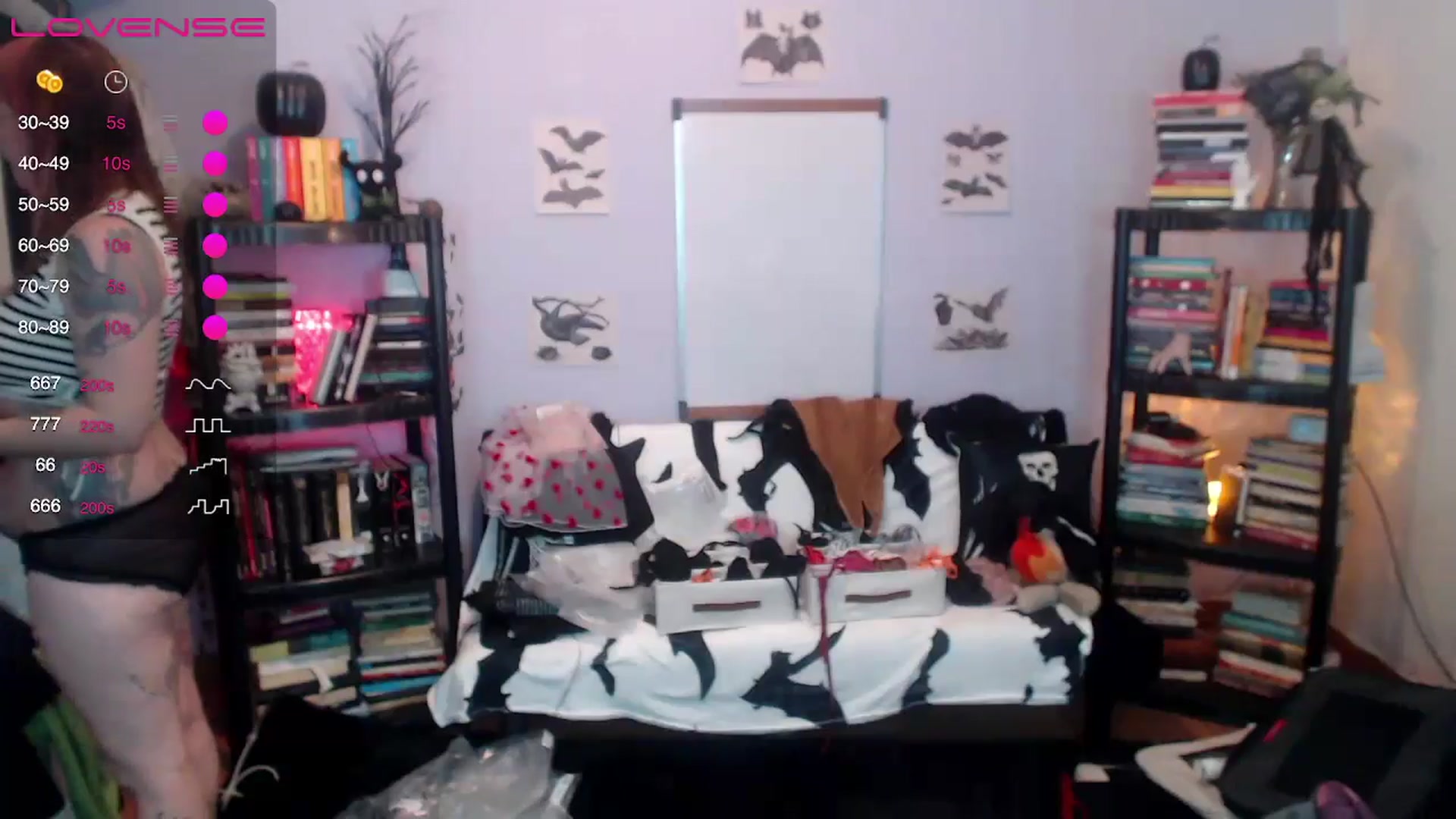 Gallery image thumbnail from AxeHallow's myfreecams stream on, 08/31/2024, 21:10 image 15 of 20