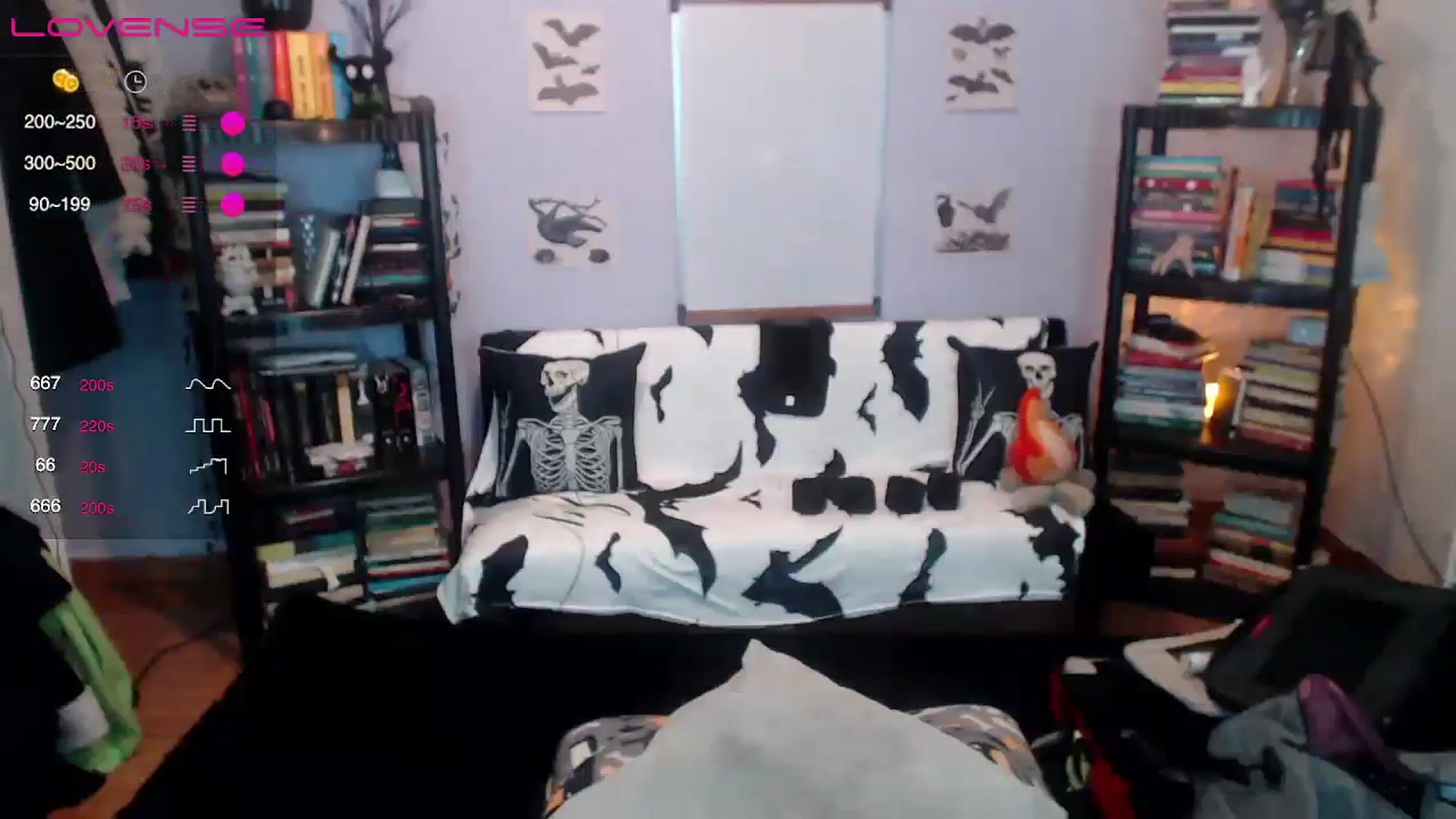 Gallery image thumbnail from AxeHallow's myfreecams stream on, 08/31/2024, 21:10 image 2 of 20
