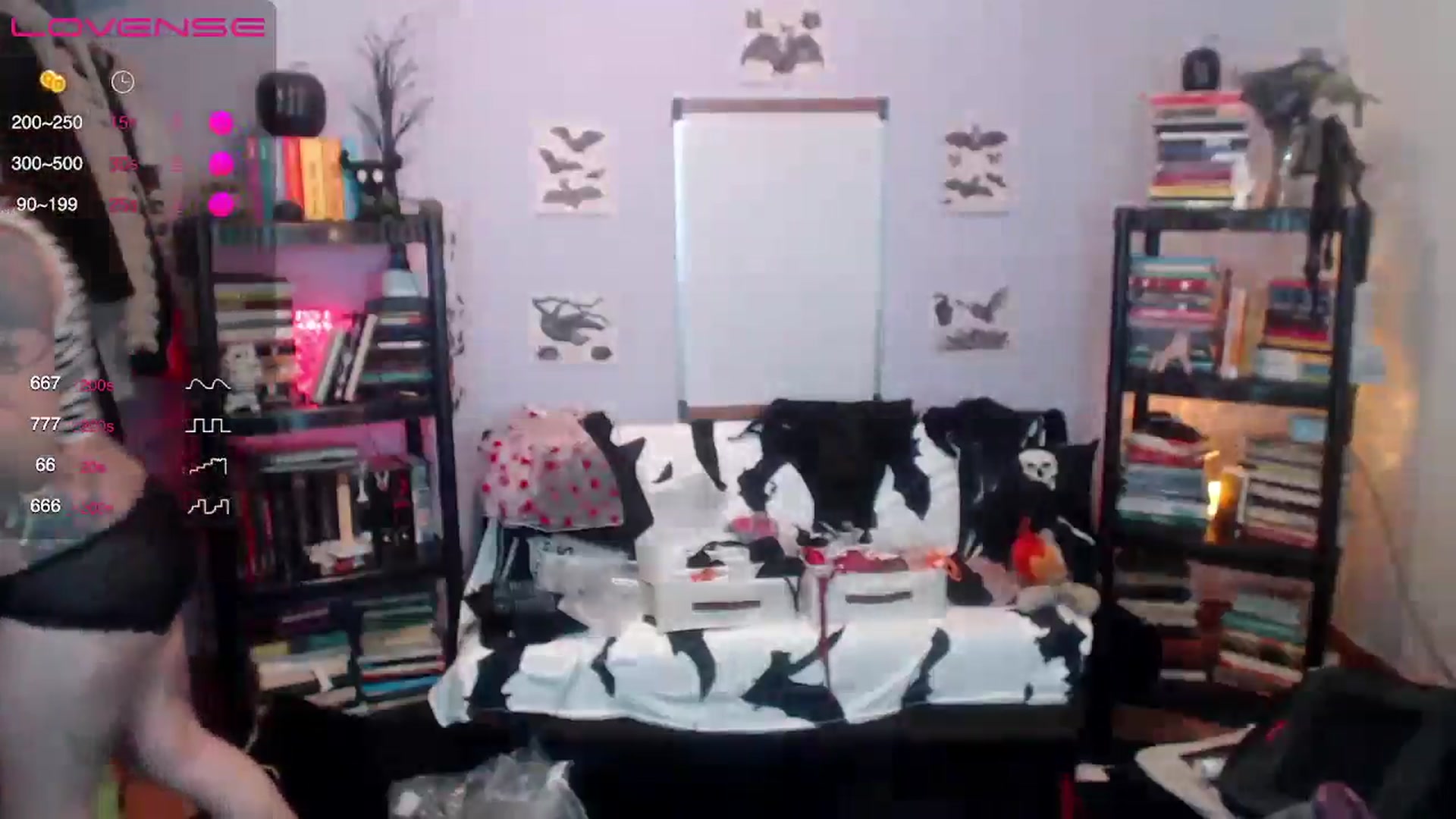 Gallery image thumbnail from AxeHallow's myfreecams stream on, 08/31/2024, 21:10 image 14 of 20