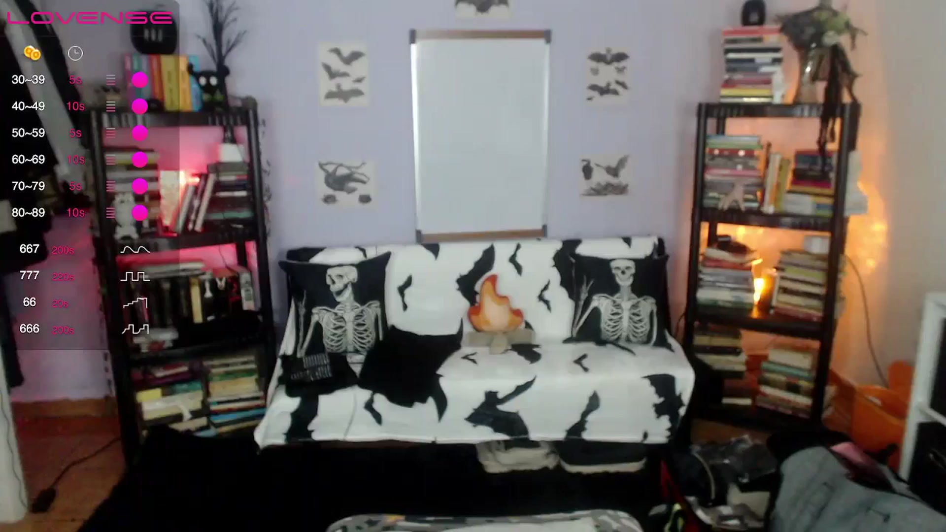 Gallery image thumbnail from AxeHallow's myfreecams stream on, 09/01/2024, 24:08 image 16 of 20