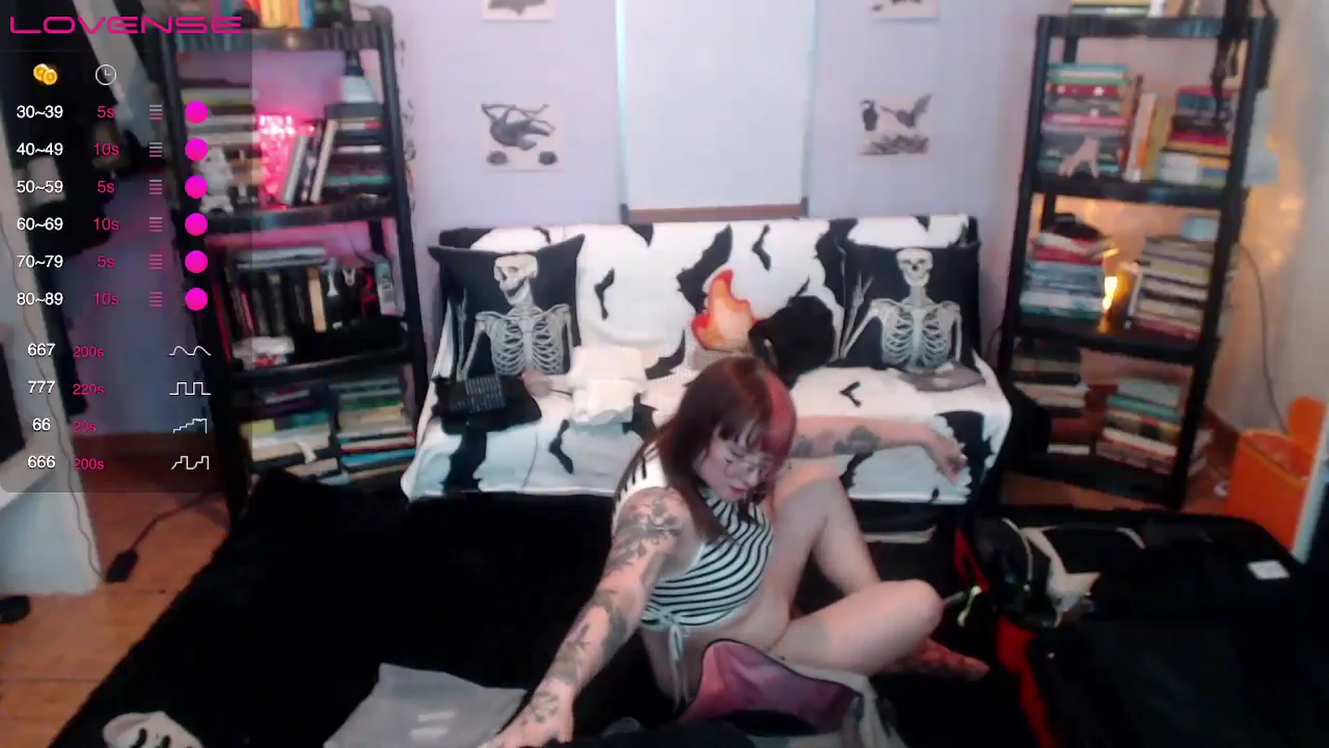 Gallery image thumbnail from AxeHallow's myfreecams stream on, 09/01/2024, 24:08 image 12 of 20