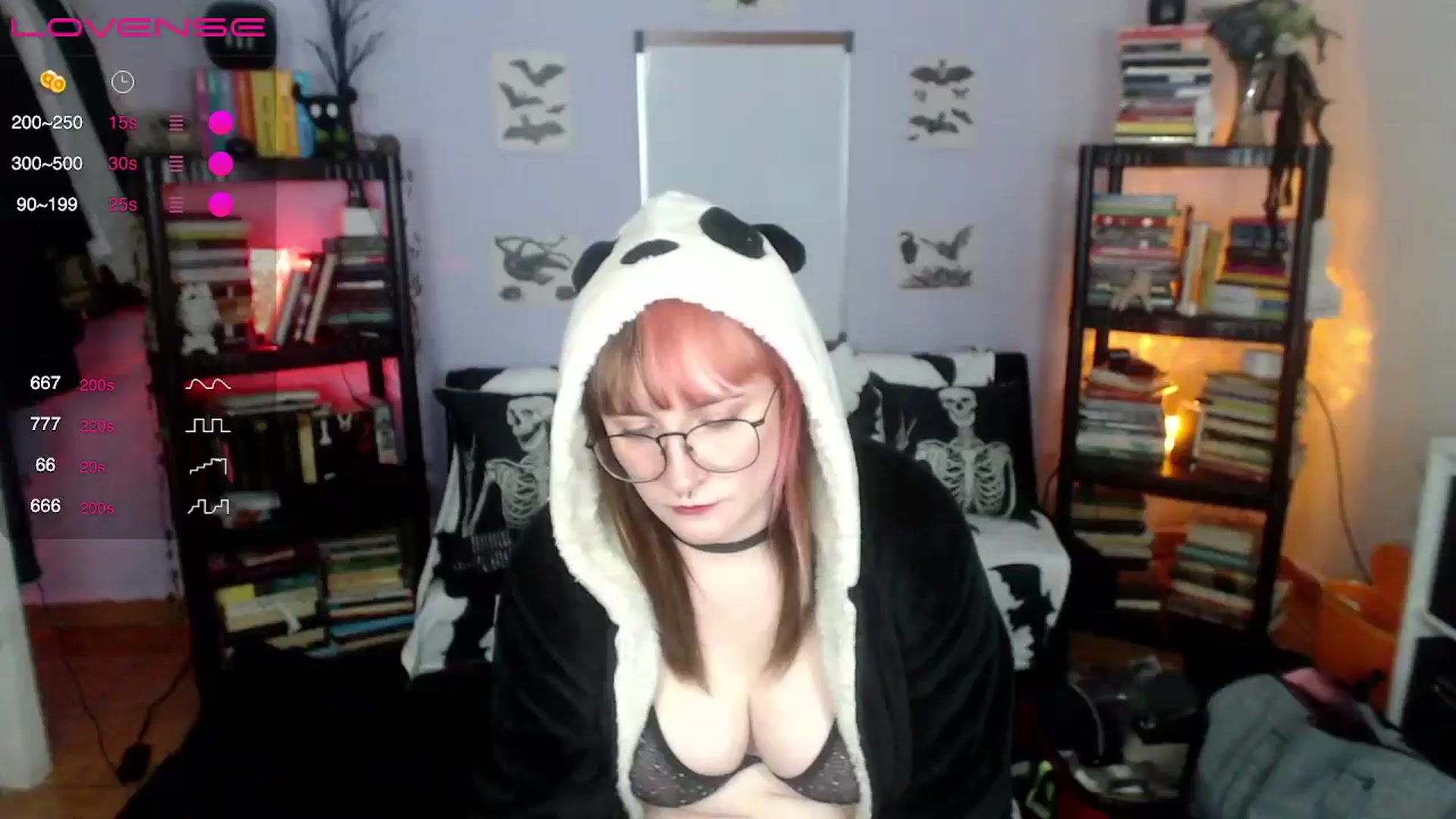 Gallery image thumbnail from AxeHallow's myfreecams stream on, 09/01/2024, 05:49 image 5 of 20