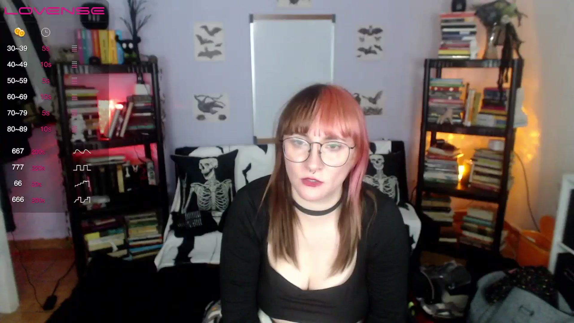 Gallery image thumbnail from AxeHallow's myfreecams stream on, 09/01/2024, 05:49 image 19 of 20