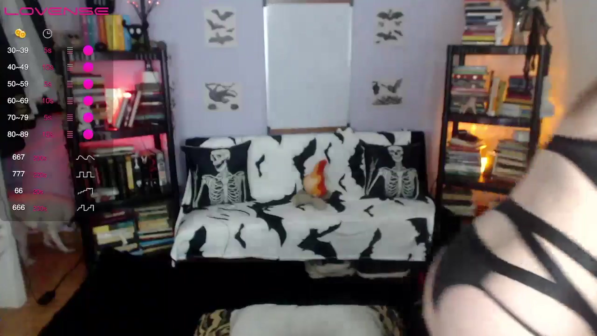 Gallery image thumbnail from AxeHallow's myfreecams stream on, 09/04/2024, 24:07 image 4 of 20
