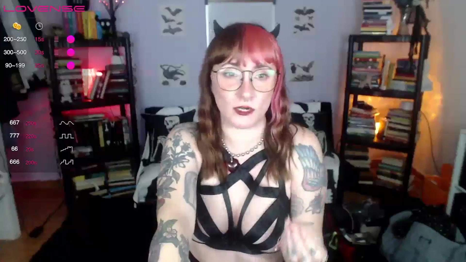 Gallery image thumbnail from AxeHallow's myfreecams stream on, 09/04/2024, 24:07 image 2 of 20