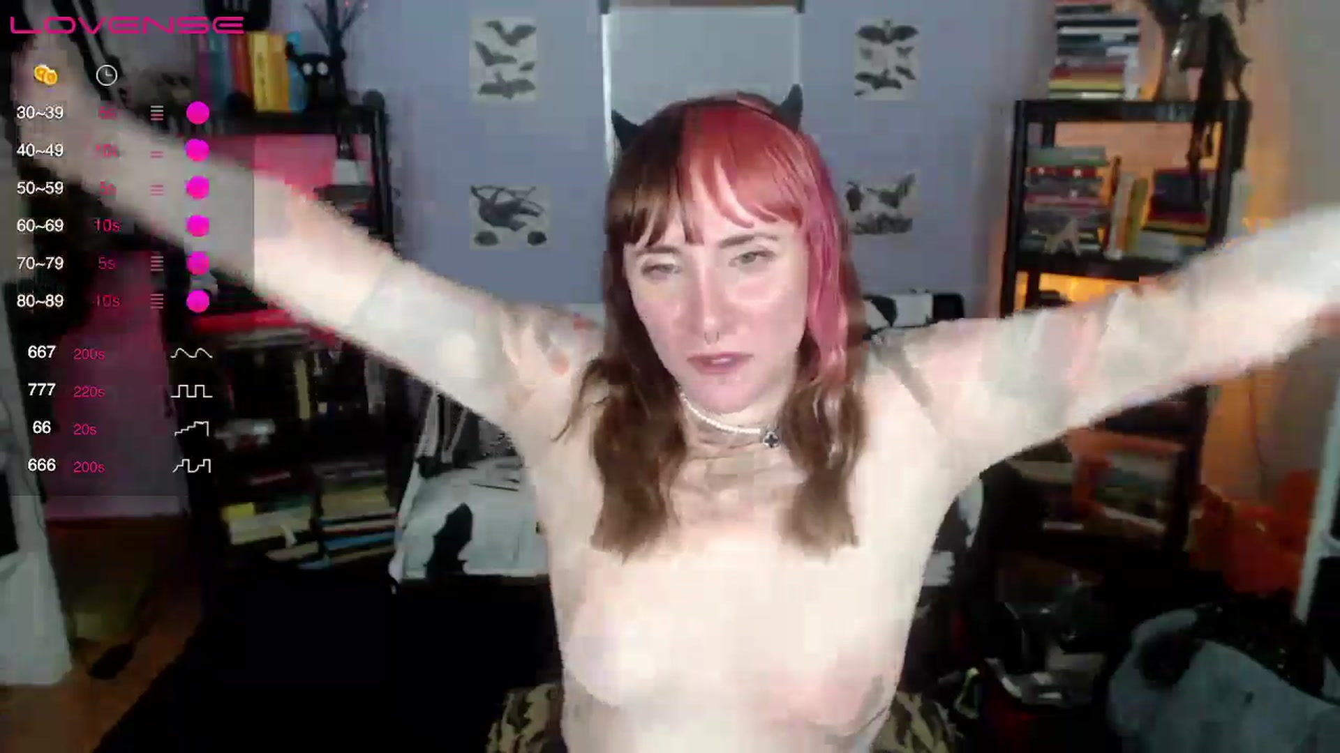 Gallery image thumbnail from AxeHallow's myfreecams stream on, 09/04/2024, 06:54 image 18 of 20