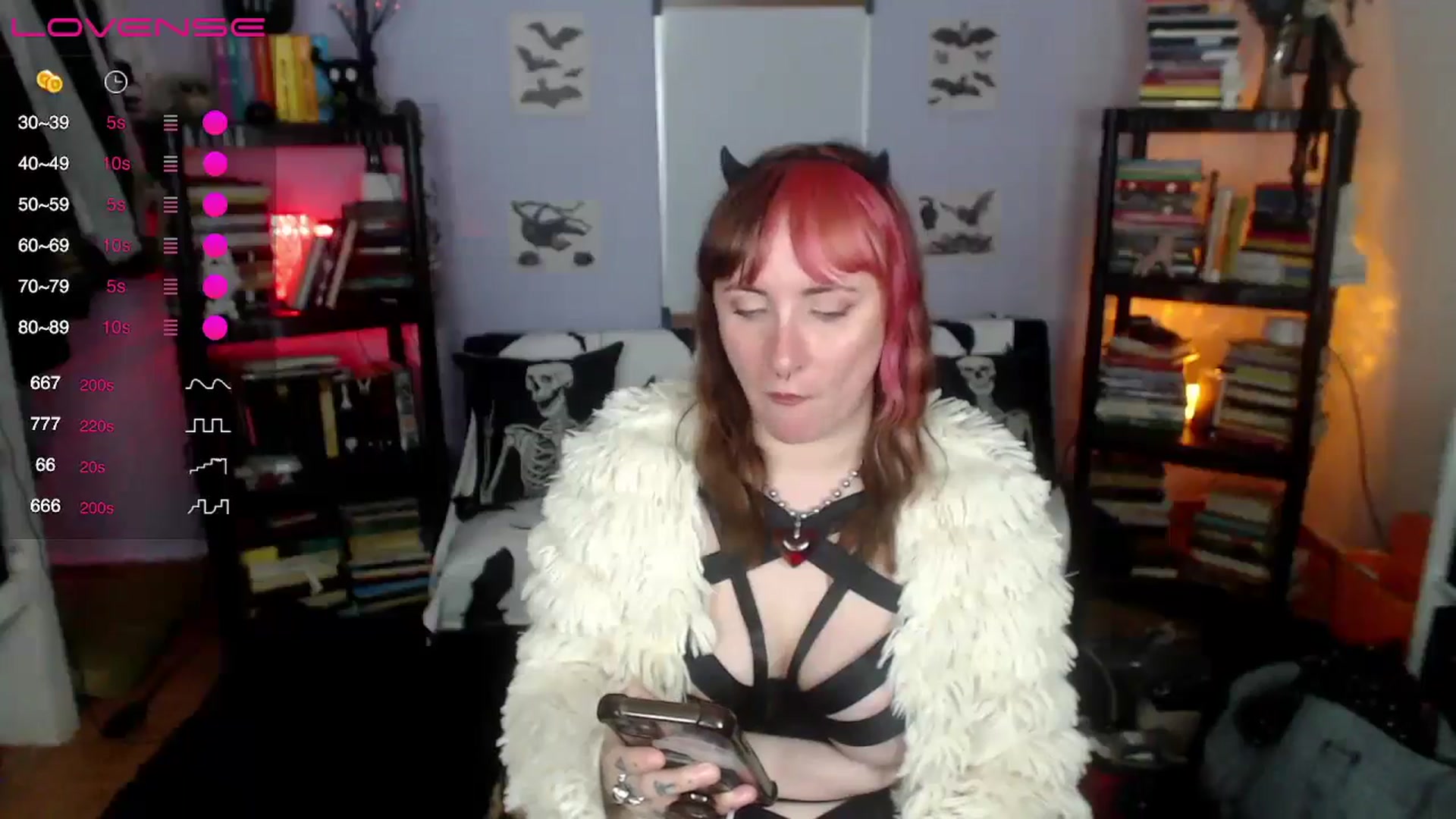 Gallery image thumbnail from AxeHallow's myfreecams stream on, 09/04/2024, 06:54 image 8 of 20