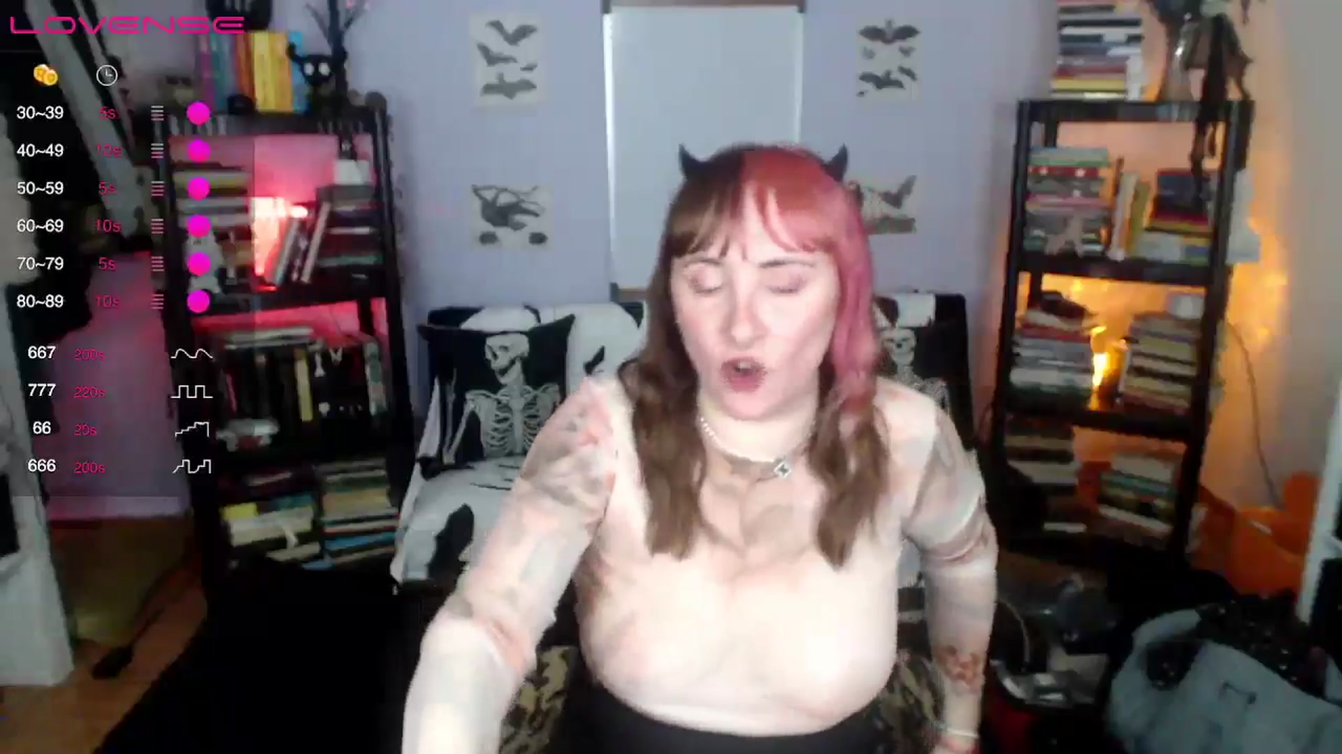 Gallery image thumbnail from AxeHallow's myfreecams stream on, 09/04/2024, 06:54 image 20 of 20