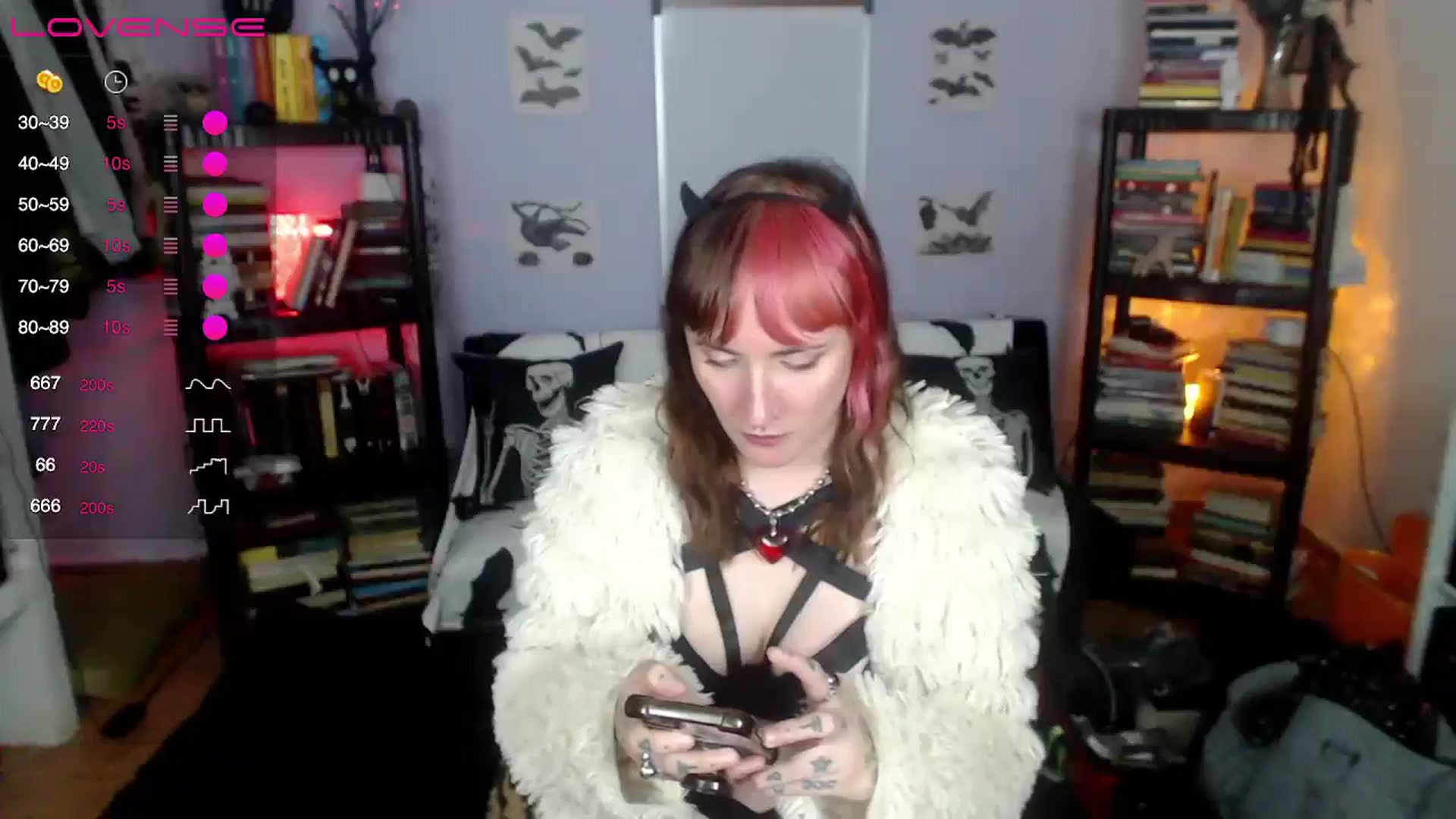 Gallery image thumbnail from AxeHallow's myfreecams stream on, 09/04/2024, 06:54 image 6 of 20