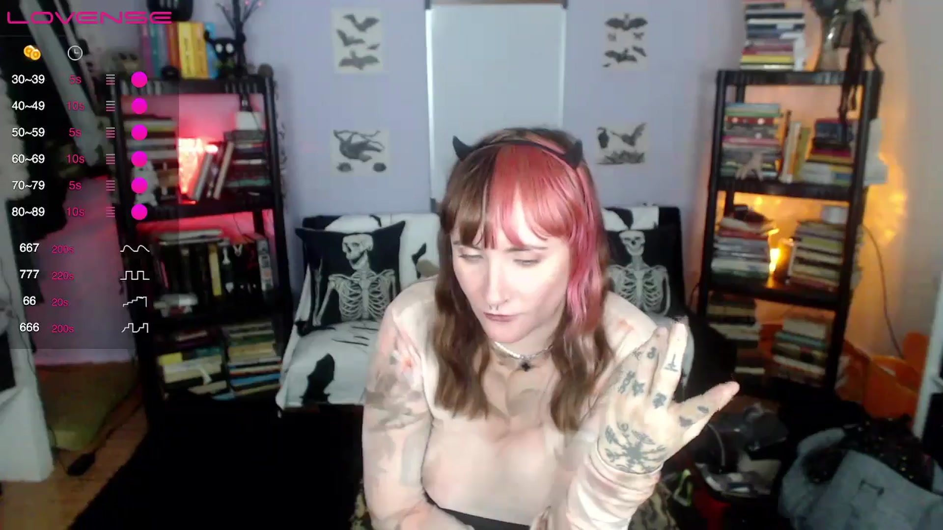 Gallery image thumbnail from AxeHallow's myfreecams stream on, 09/04/2024, 11:12 image 4 of 20