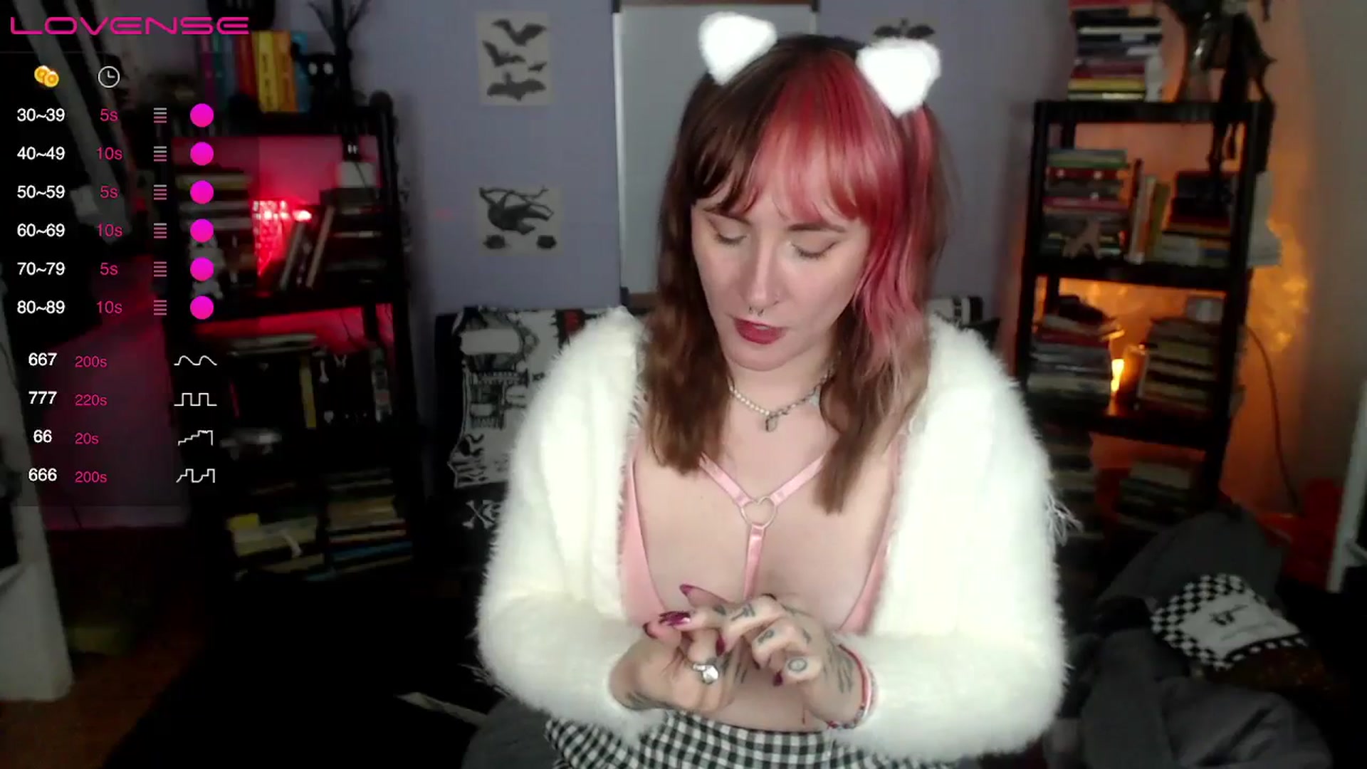 Gallery image thumbnail from AxeHallow's myfreecams stream on, 09/07/2024, 09:16 image 12 of 20
