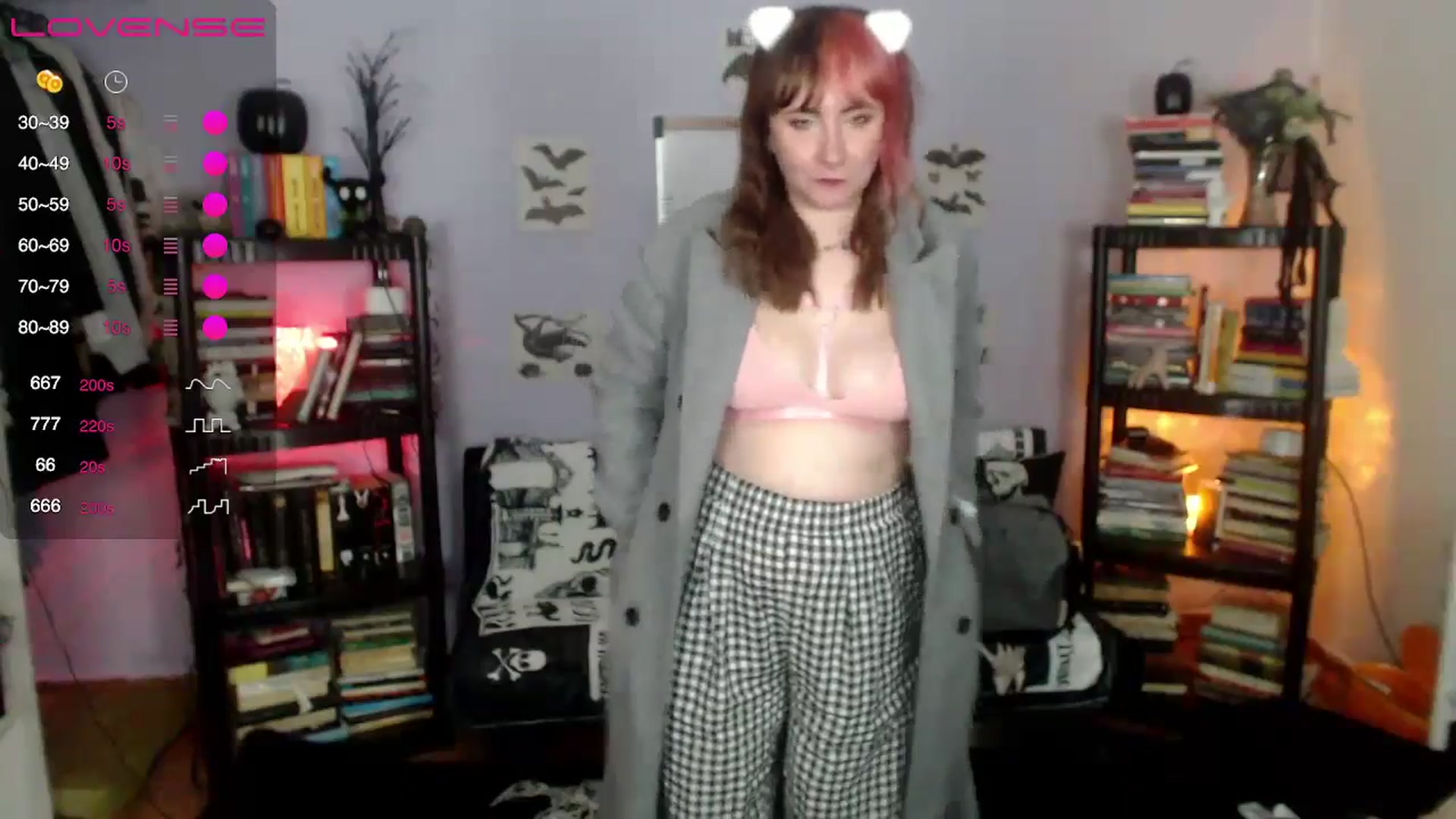 Gallery image thumbnail from AxeHallow's myfreecams stream on, 09/07/2024, 09:16 image 13 of 20