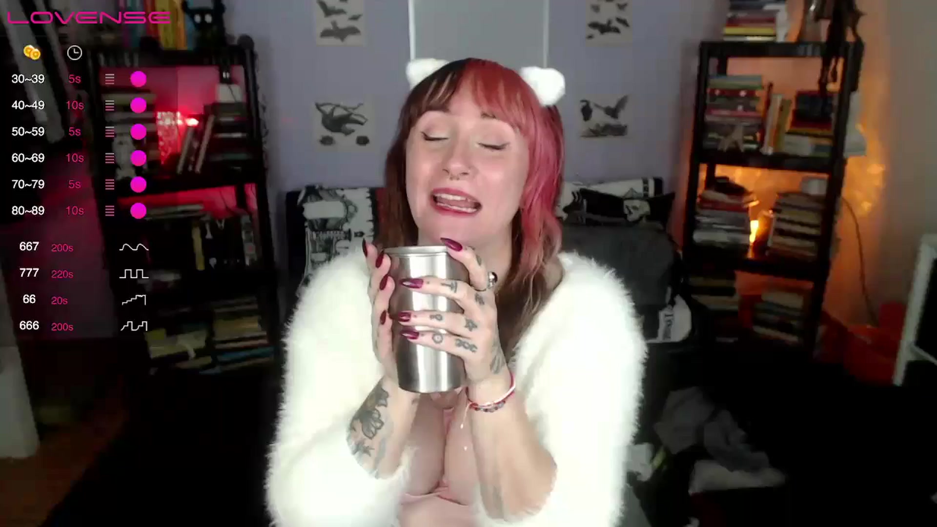 Gallery image thumbnail from AxeHallow's myfreecams stream on, 09/07/2024, 13:07 image 7 of 20