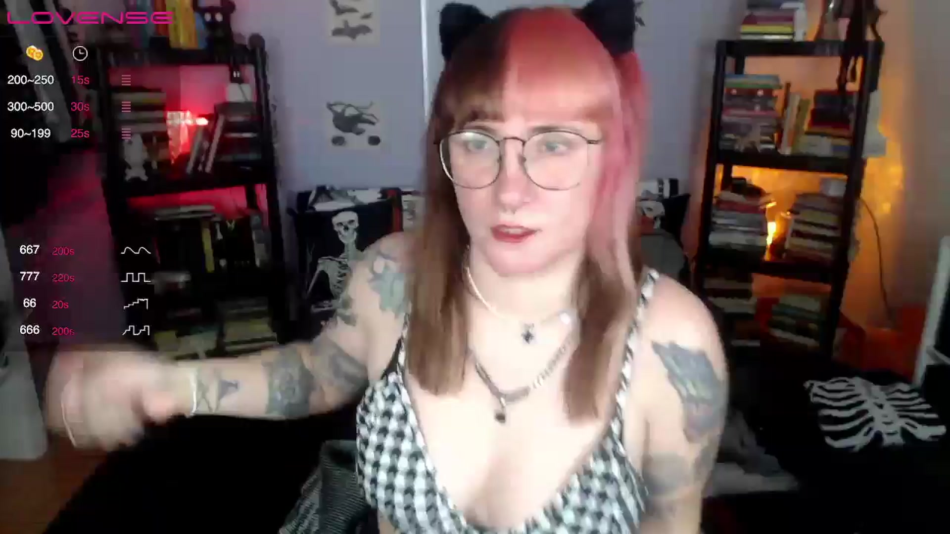 Gallery image thumbnail from AxeHallow's myfreecams stream on, 09/10/2024, 02:36 image 1 of 20