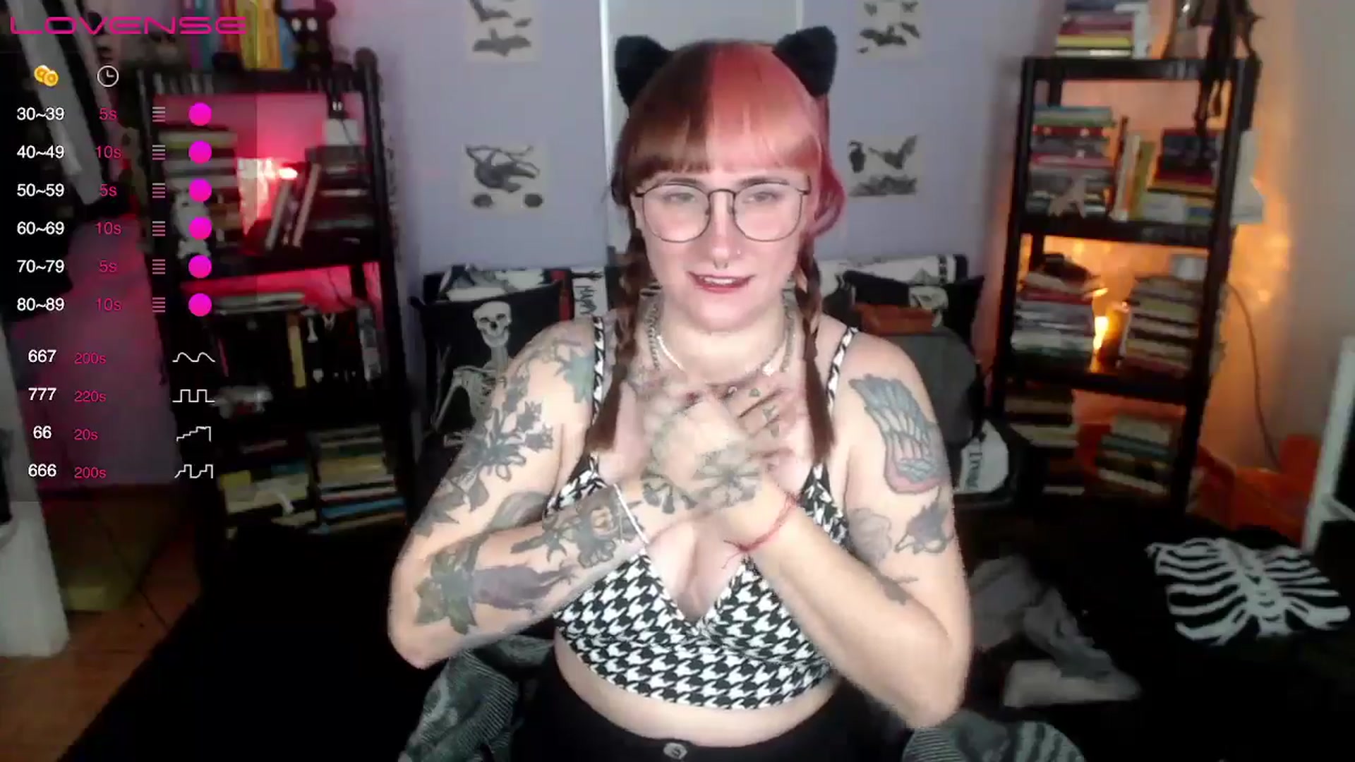 Gallery image thumbnail from AxeHallow's myfreecams stream on, 09/10/2024, 02:36 image 4 of 20