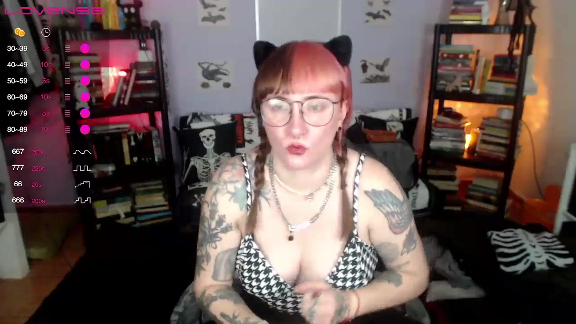 Gallery image thumbnail from AxeHallow's myfreecams stream on, 09/10/2024, 02:36 image 14 of 20