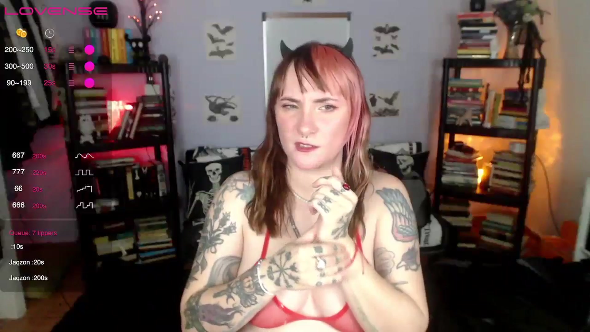 Gallery image thumbnail from AxeHallow's myfreecams stream on, 09/13/2024, 06:22 image 6 of 20