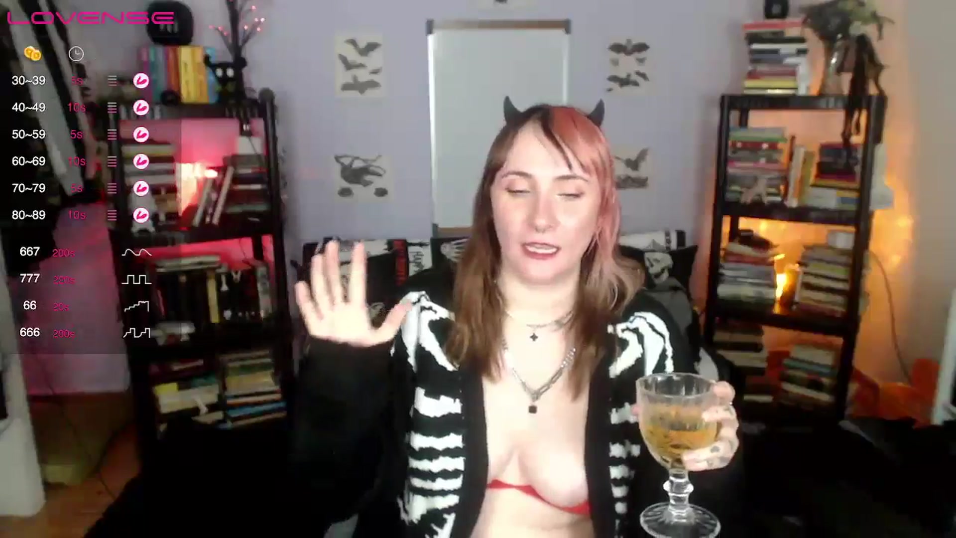 Gallery image thumbnail from AxeHallow's myfreecams stream on, 09/13/2024, 06:22 image 20 of 20