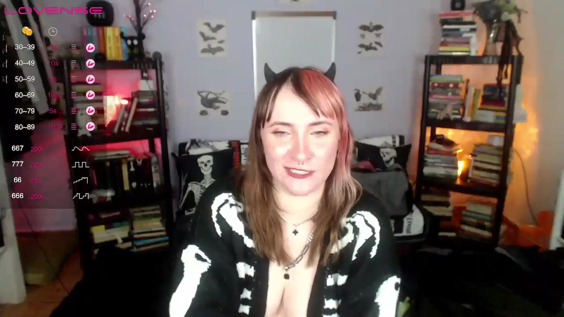 Gallery image thumbnail from AxeHallow's myfreecams stream on, 09/13/2024, 06:22 image 17 of 20
