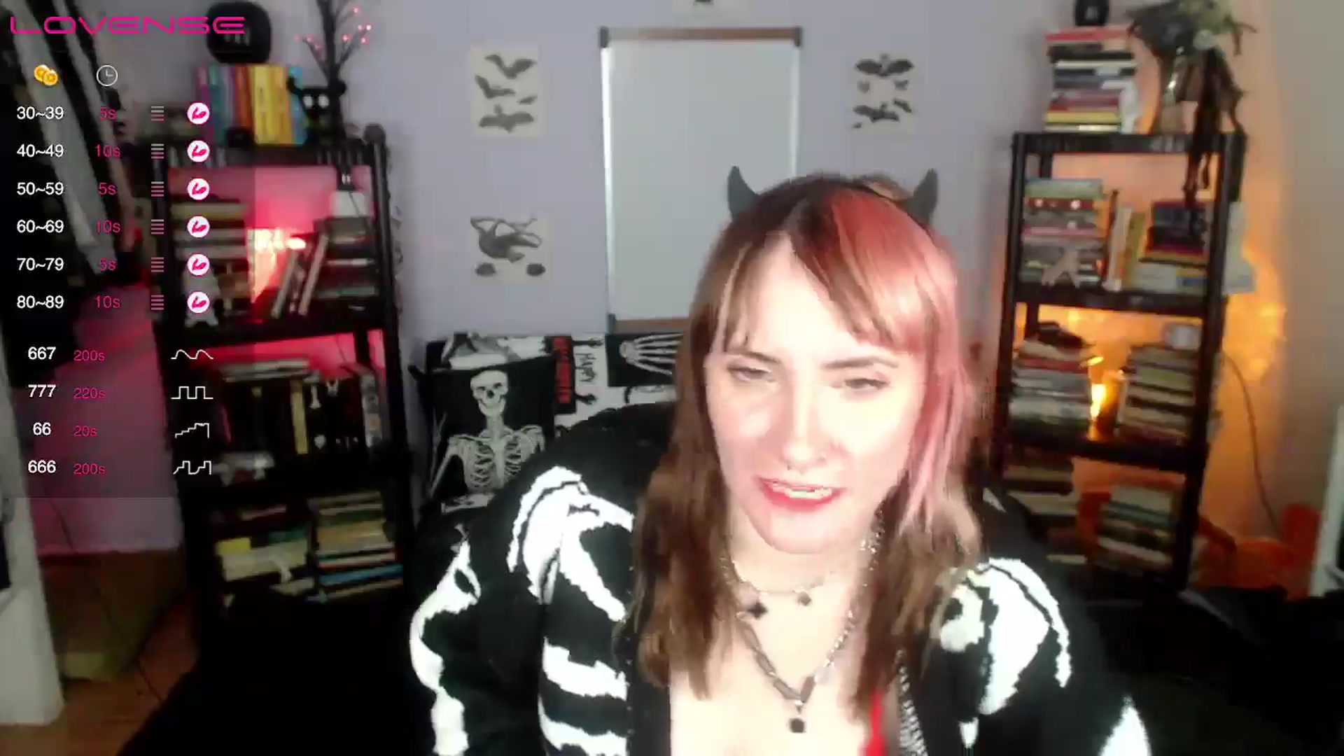 Gallery image thumbnail from AxeHallow's myfreecams stream on, 09/13/2024, 07:11 image 20 of 20