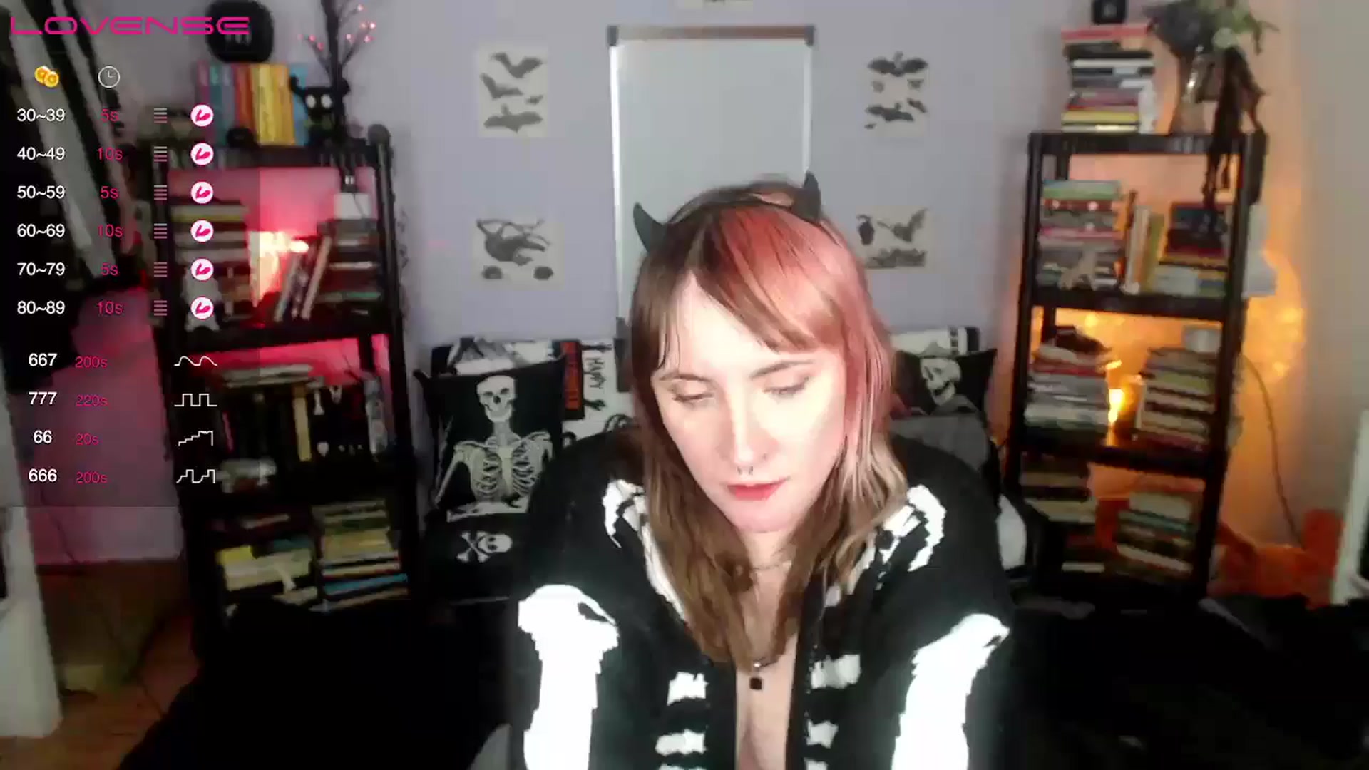 Gallery image thumbnail from AxeHallow's myfreecams stream on, 09/13/2024, 07:29 image 1 of 20