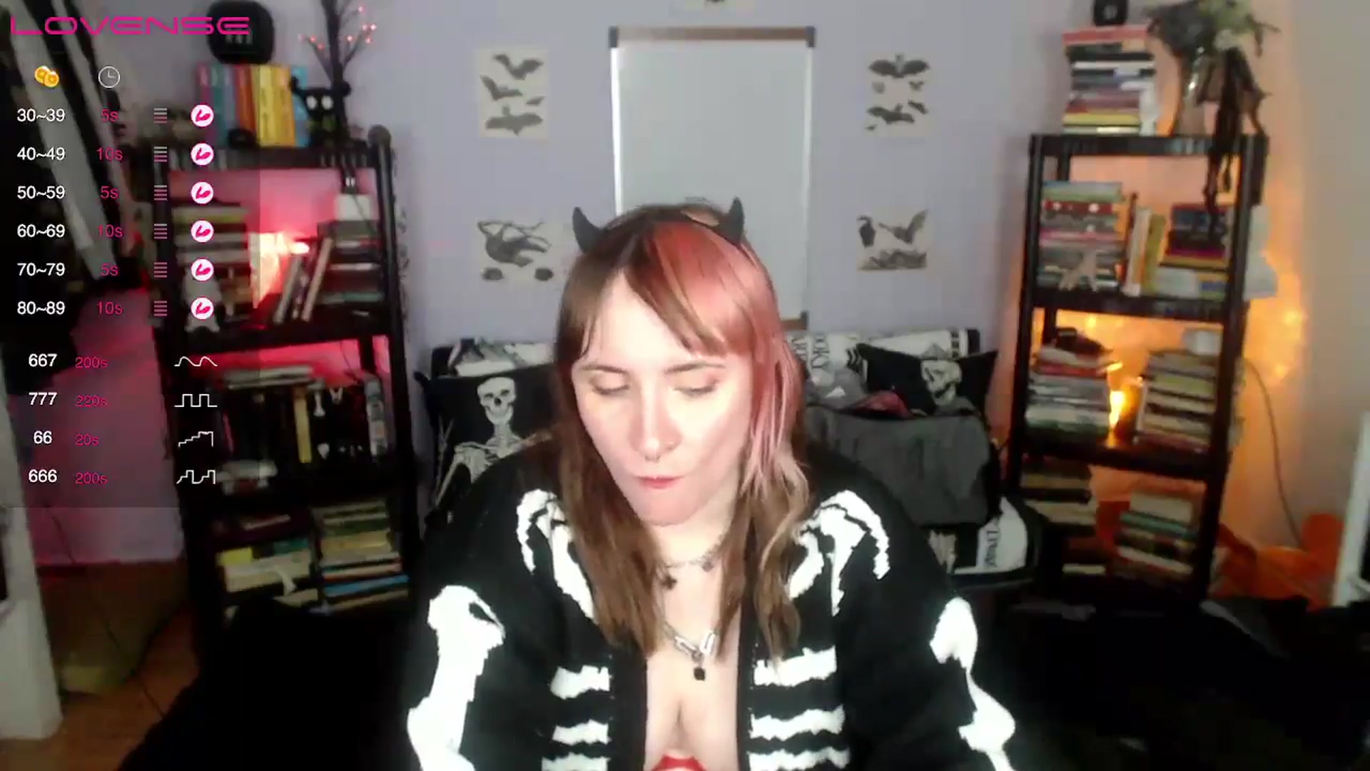Gallery image thumbnail from AxeHallow's myfreecams stream on, 09/13/2024, 07:29 image 16 of 20