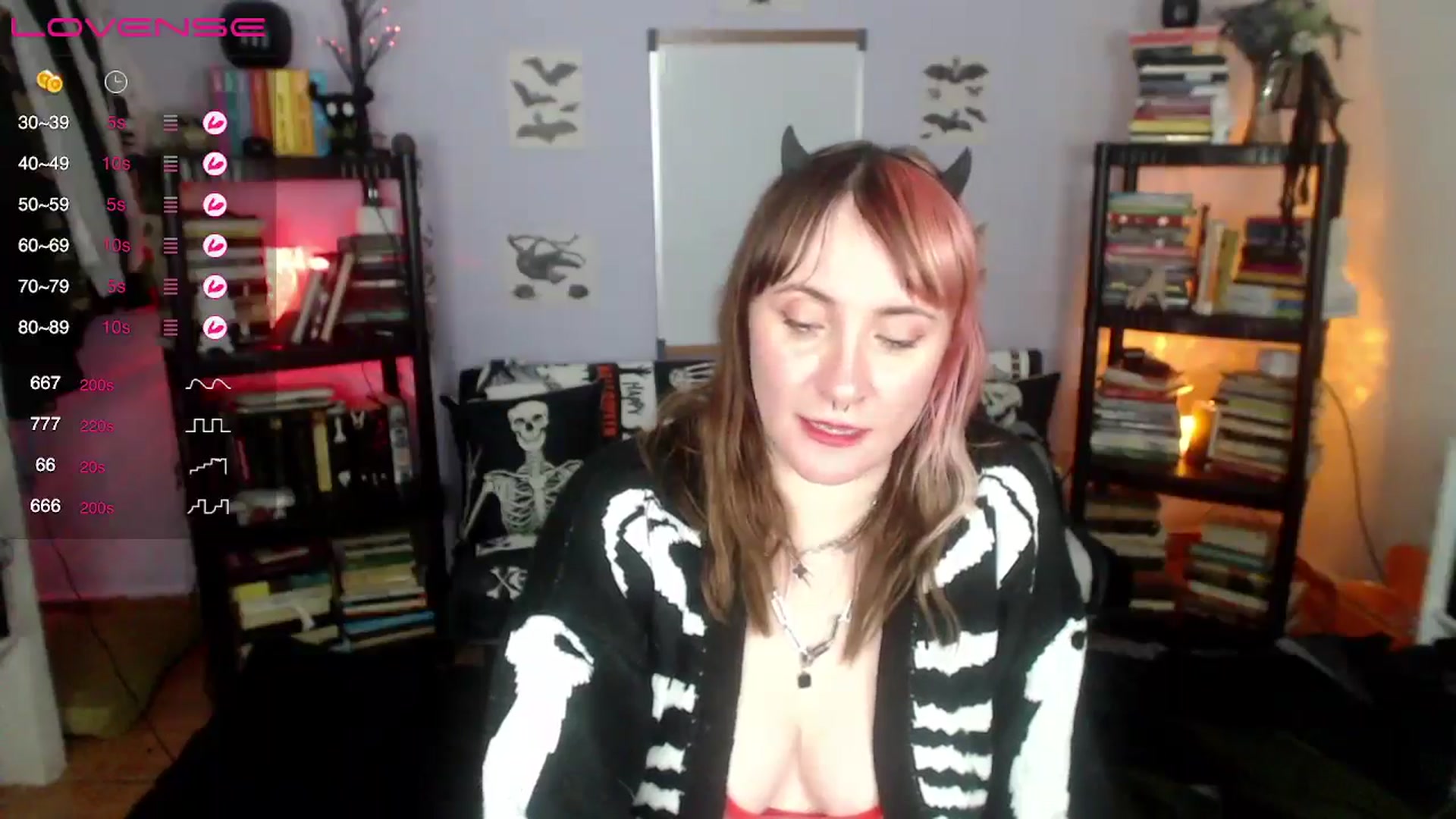 Gallery image thumbnail from AxeHallow's myfreecams stream on, 09/13/2024, 07:29 image 19 of 20