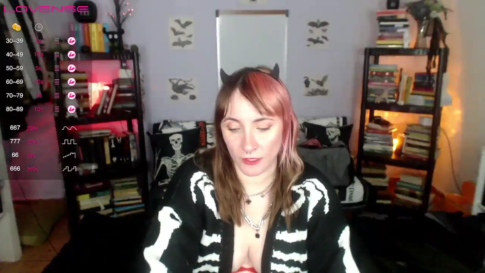 Gallery image thumbnail from AxeHallow's myfreecams stream on, 09/13/2024, 07:29 image 12 of 20