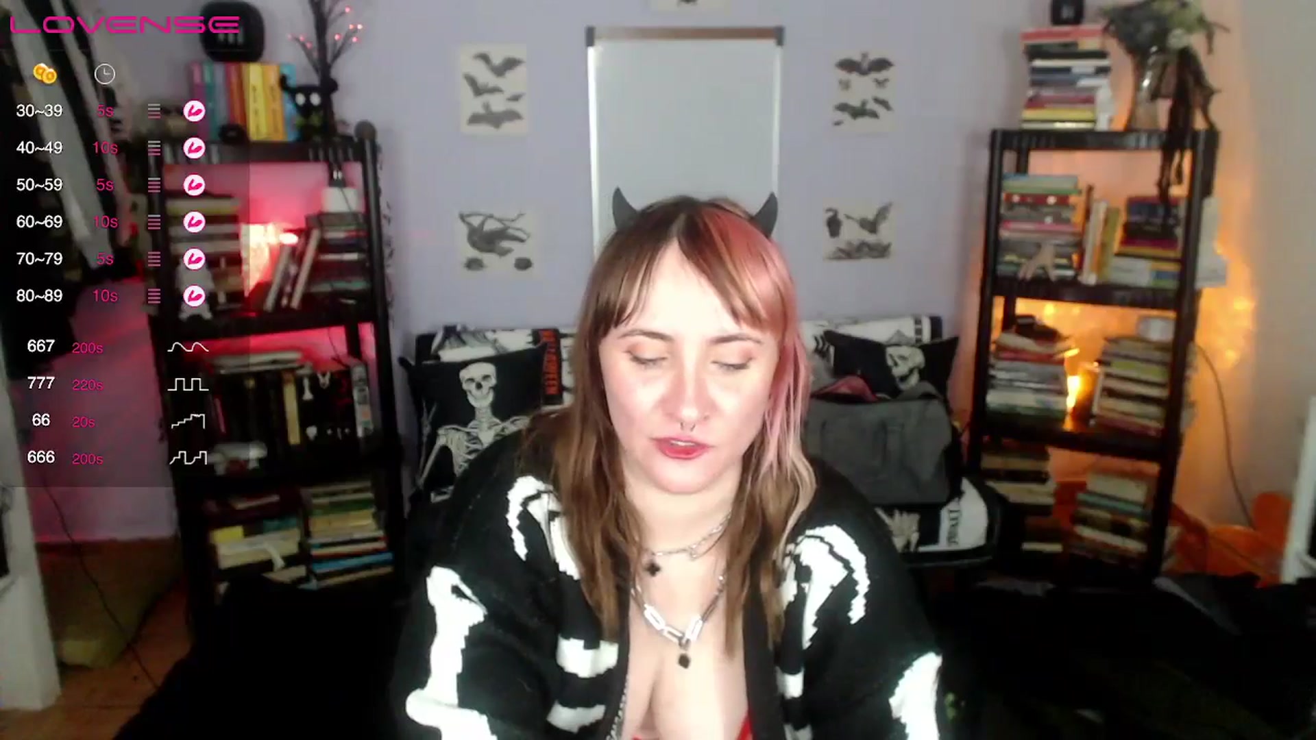 Gallery image thumbnail from AxeHallow's myfreecams stream on, 09/13/2024, 08:02 image 5 of 20