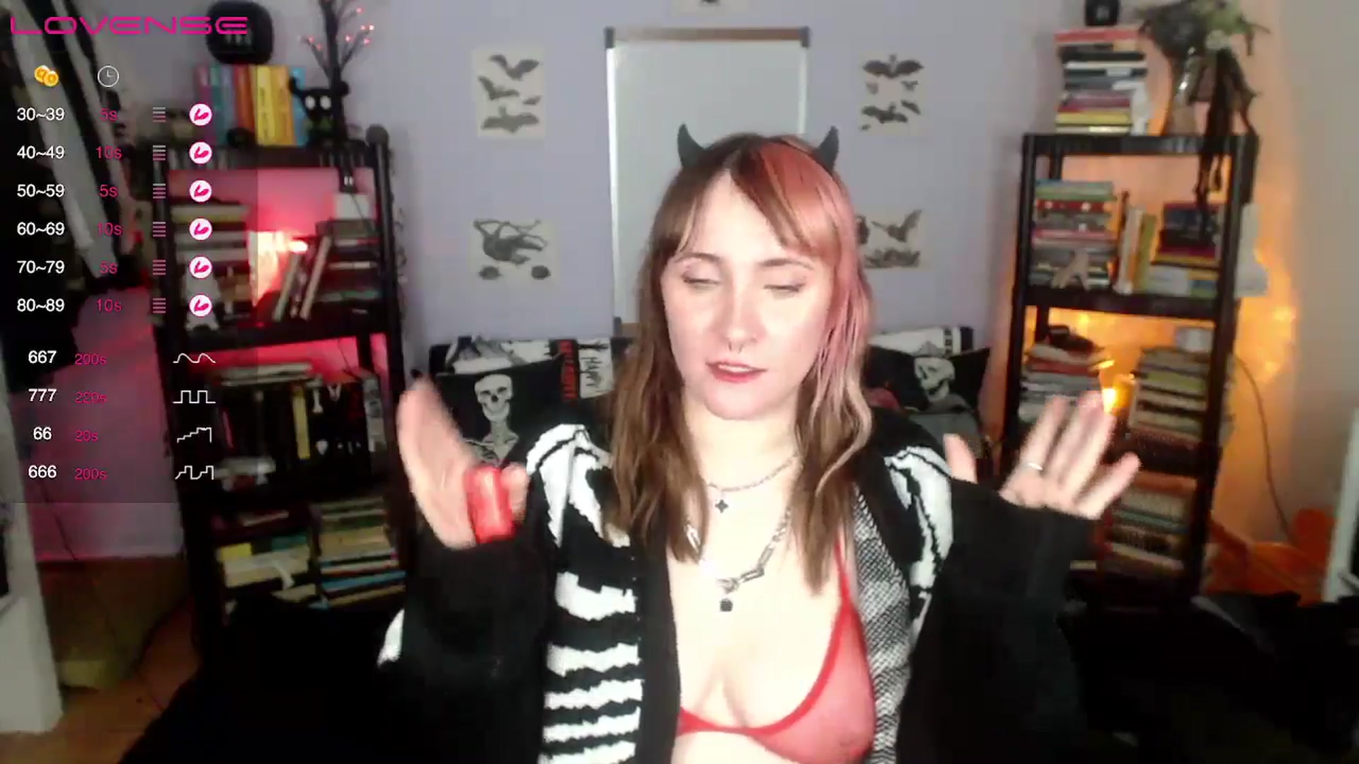 Gallery image thumbnail from AxeHallow's myfreecams stream on, 09/13/2024, 08:02 image 17 of 20