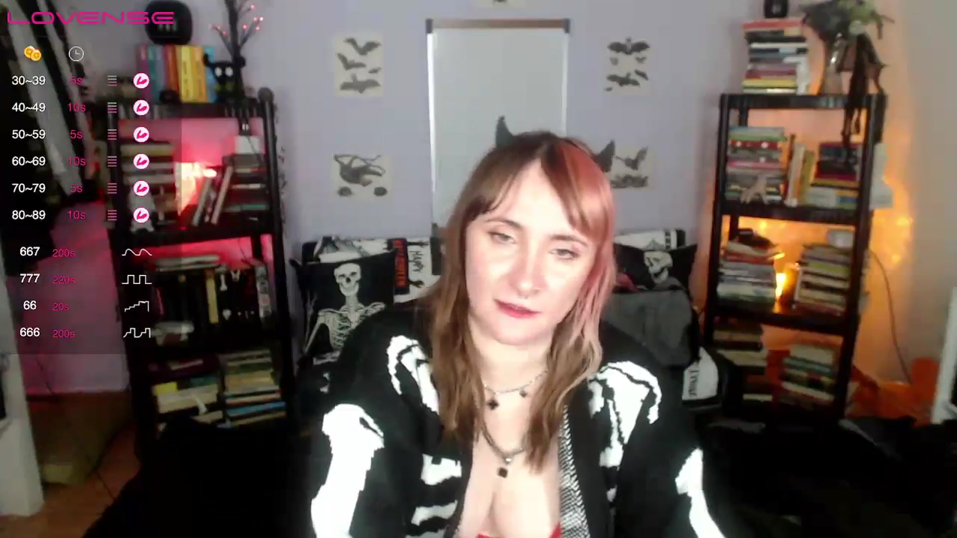 Gallery image thumbnail from AxeHallow's myfreecams stream on, 09/13/2024, 08:02 image 19 of 20