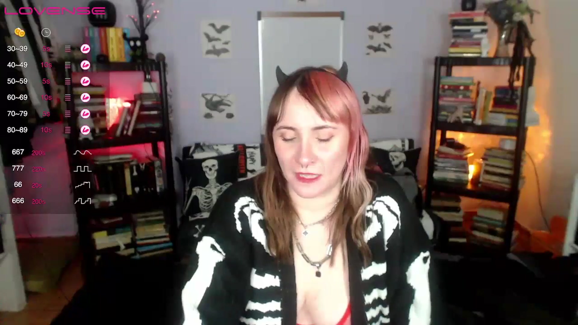 Gallery image thumbnail from AxeHallow's myfreecams stream on, 09/13/2024, 08:02 image 11 of 20
