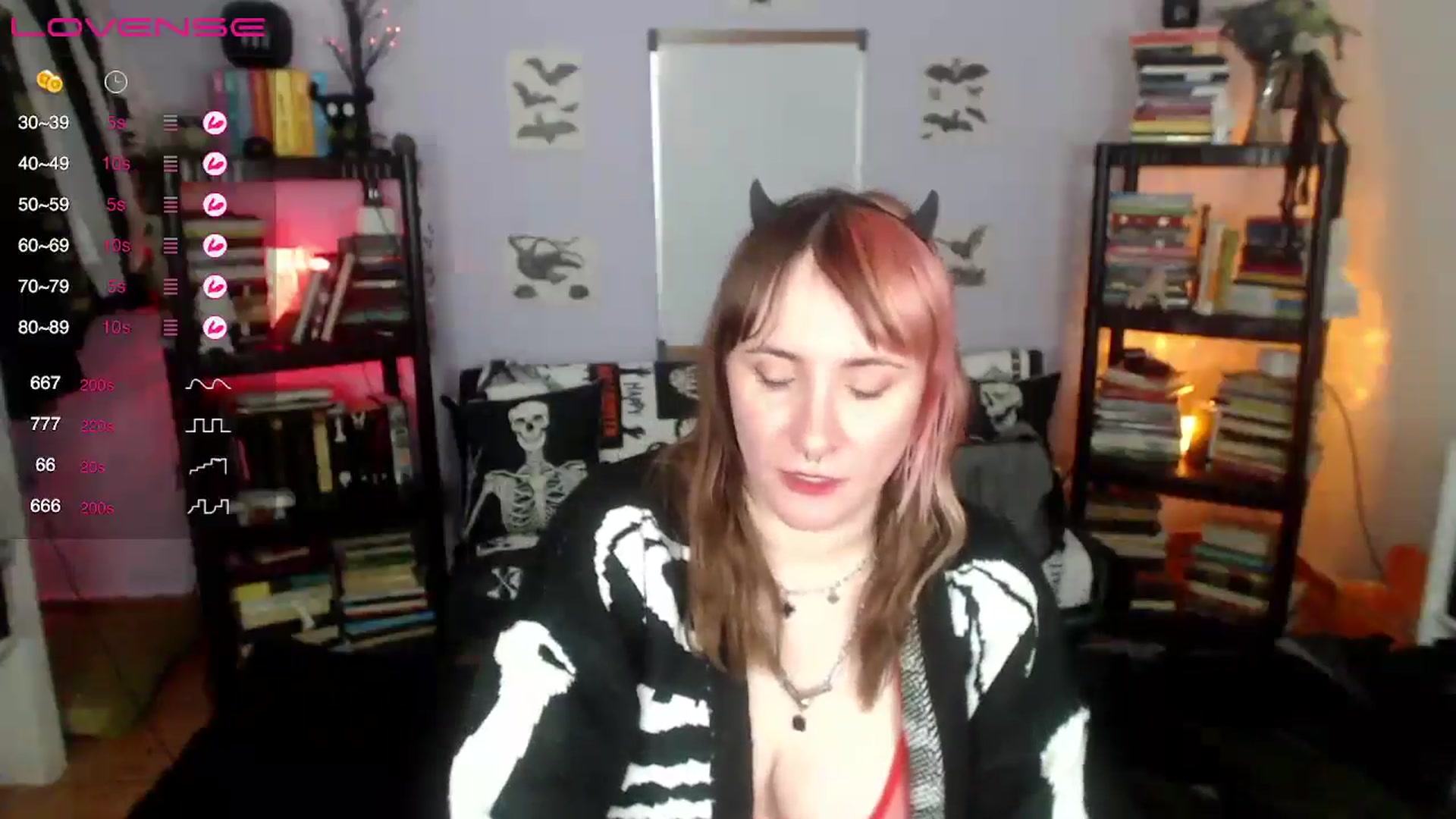 Gallery image thumbnail from AxeHallow's myfreecams stream on, 09/13/2024, 08:02 image 18 of 20