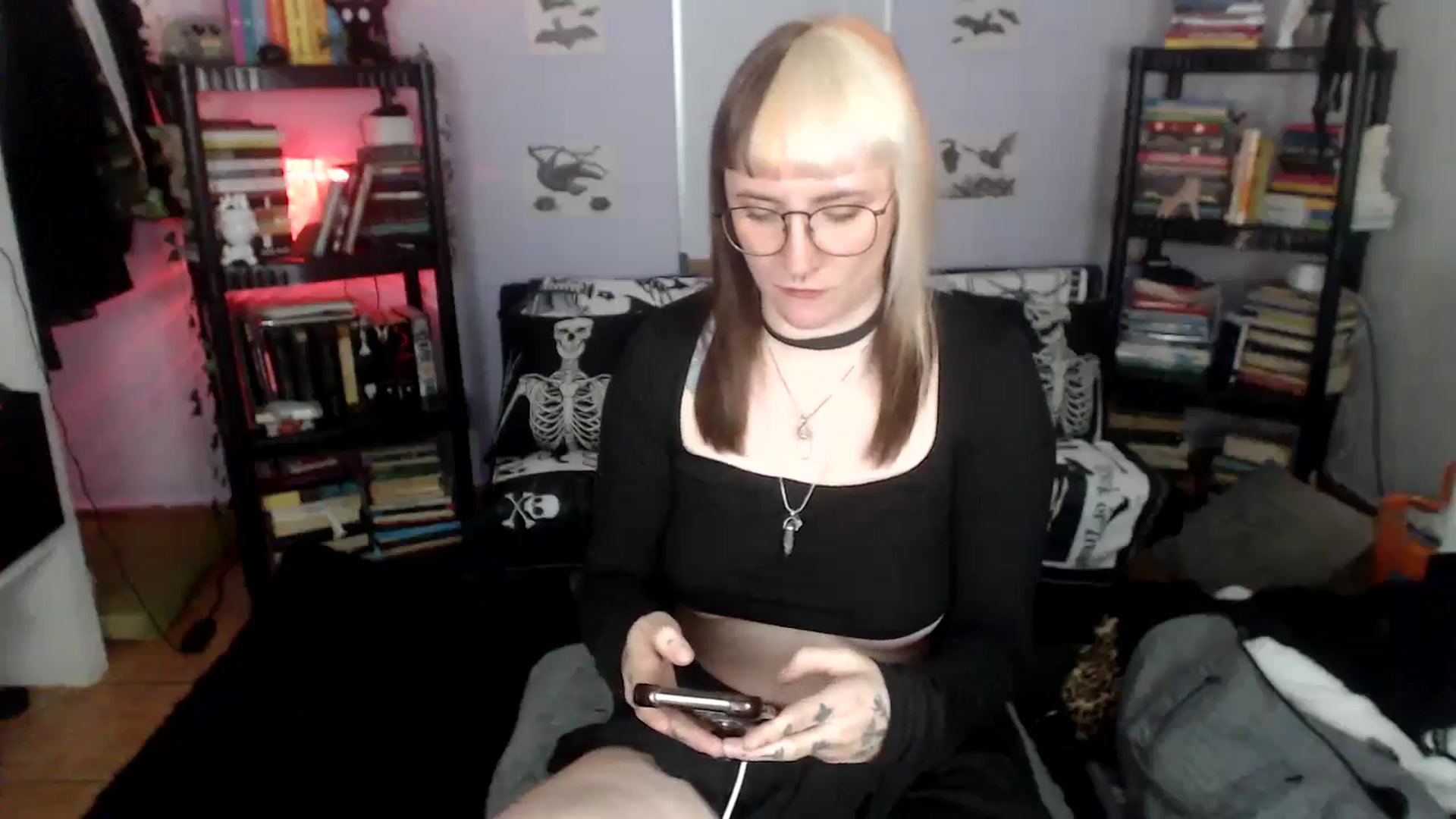 Gallery image thumbnail from AxeHallow's myfreecams stream on, 09/25/2024, 23:07 image 18 of 20
