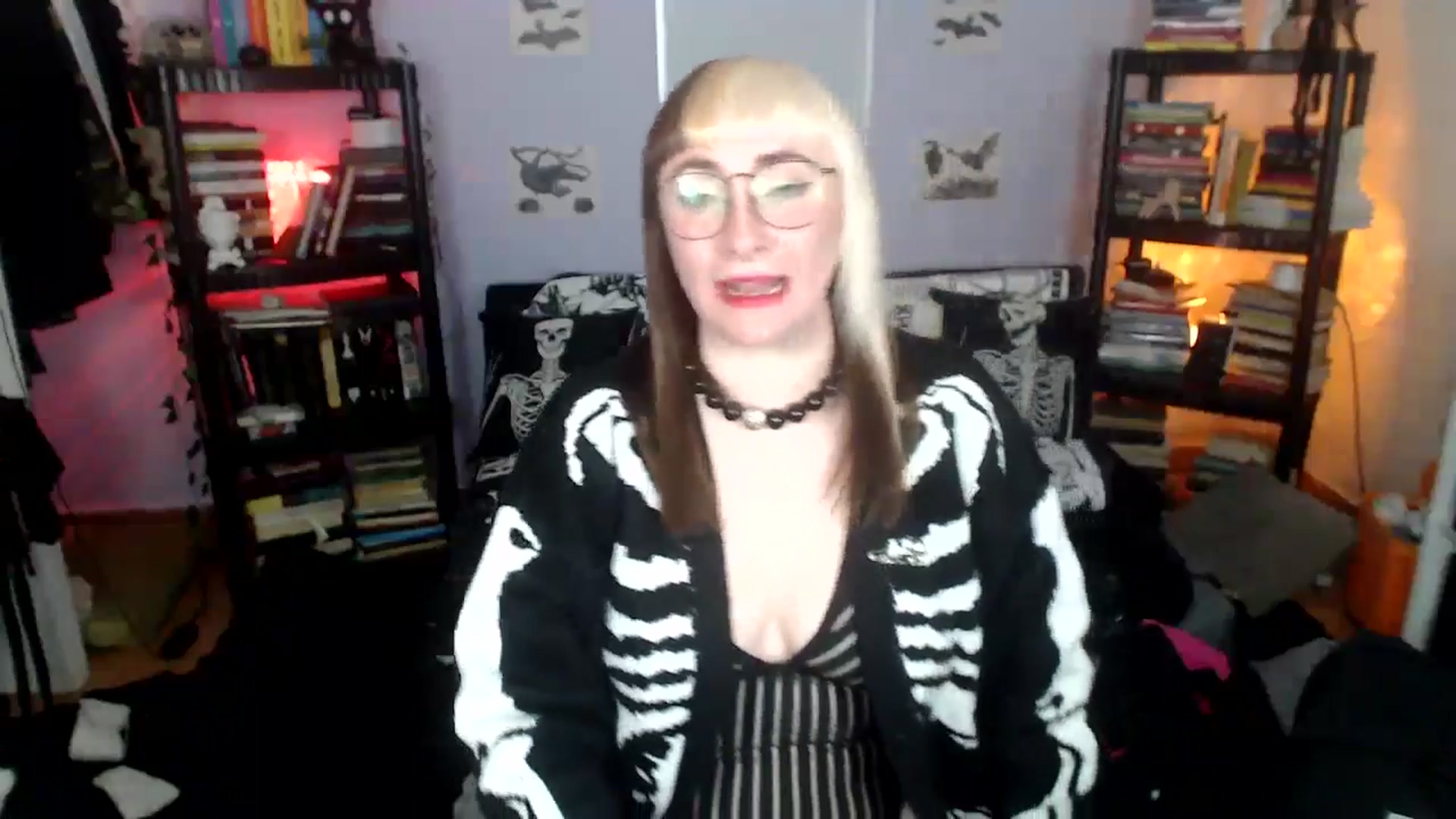 Gallery image thumbnail from AxeHallow's myfreecams stream on, 09/28/2024, 06:37 image 17 of 20
