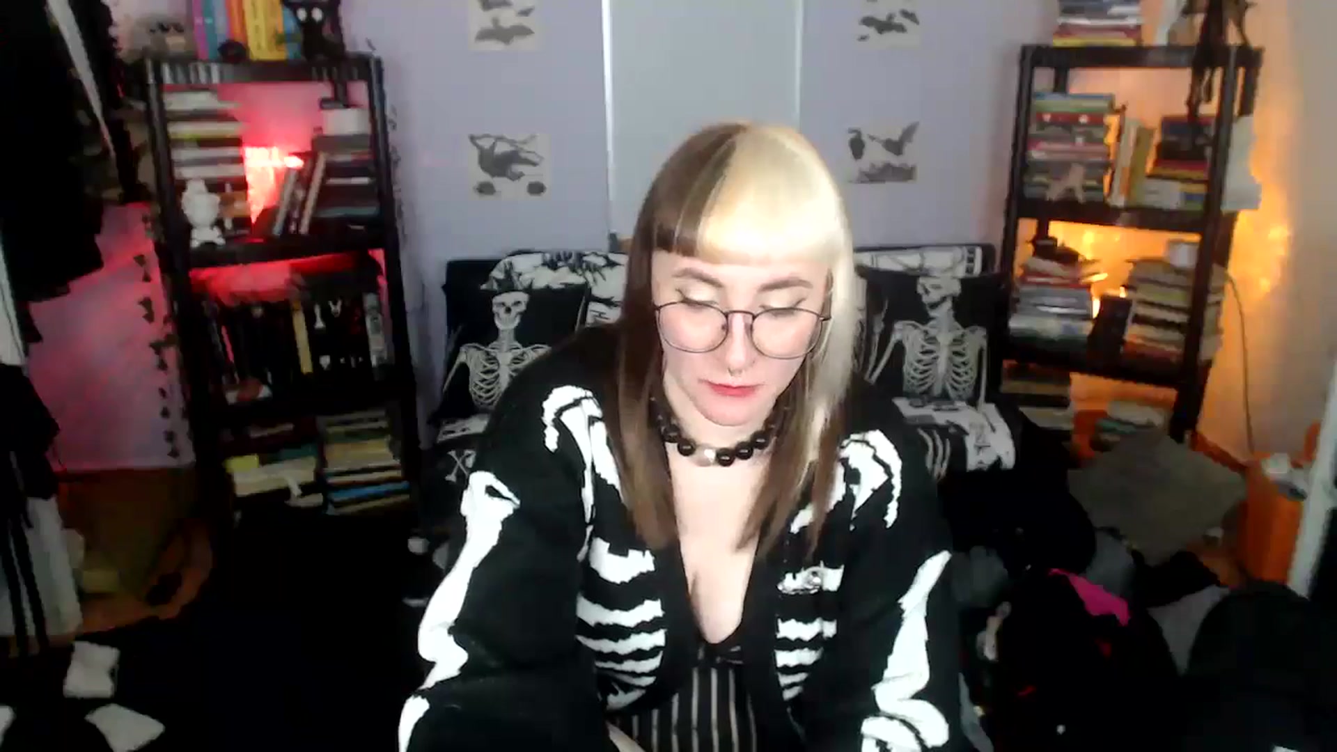 Gallery image thumbnail from AxeHallow's myfreecams stream on, 09/28/2024, 06:37 image 20 of 20